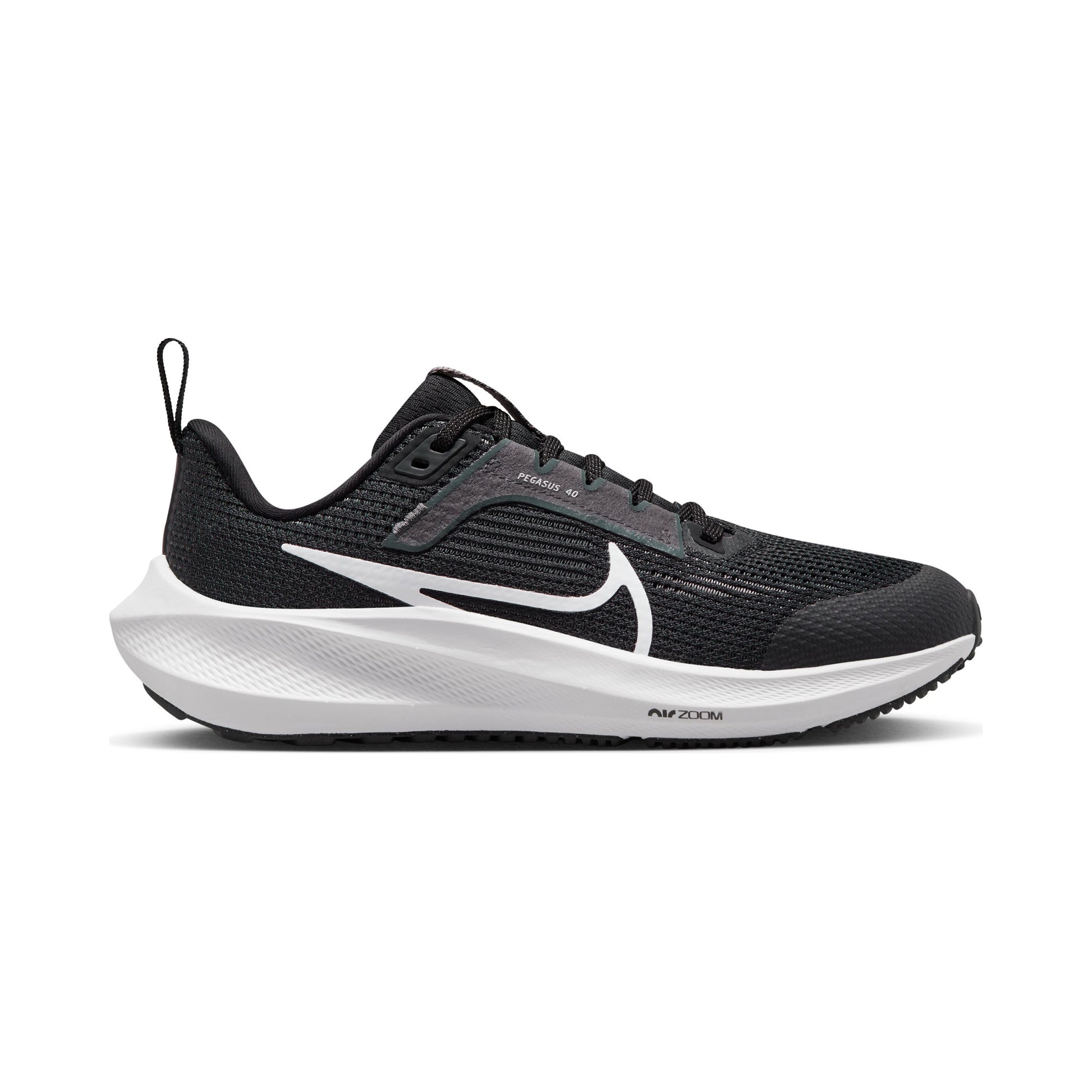 Nike Pegasus 40 Neutral running shoe Kids - black, white