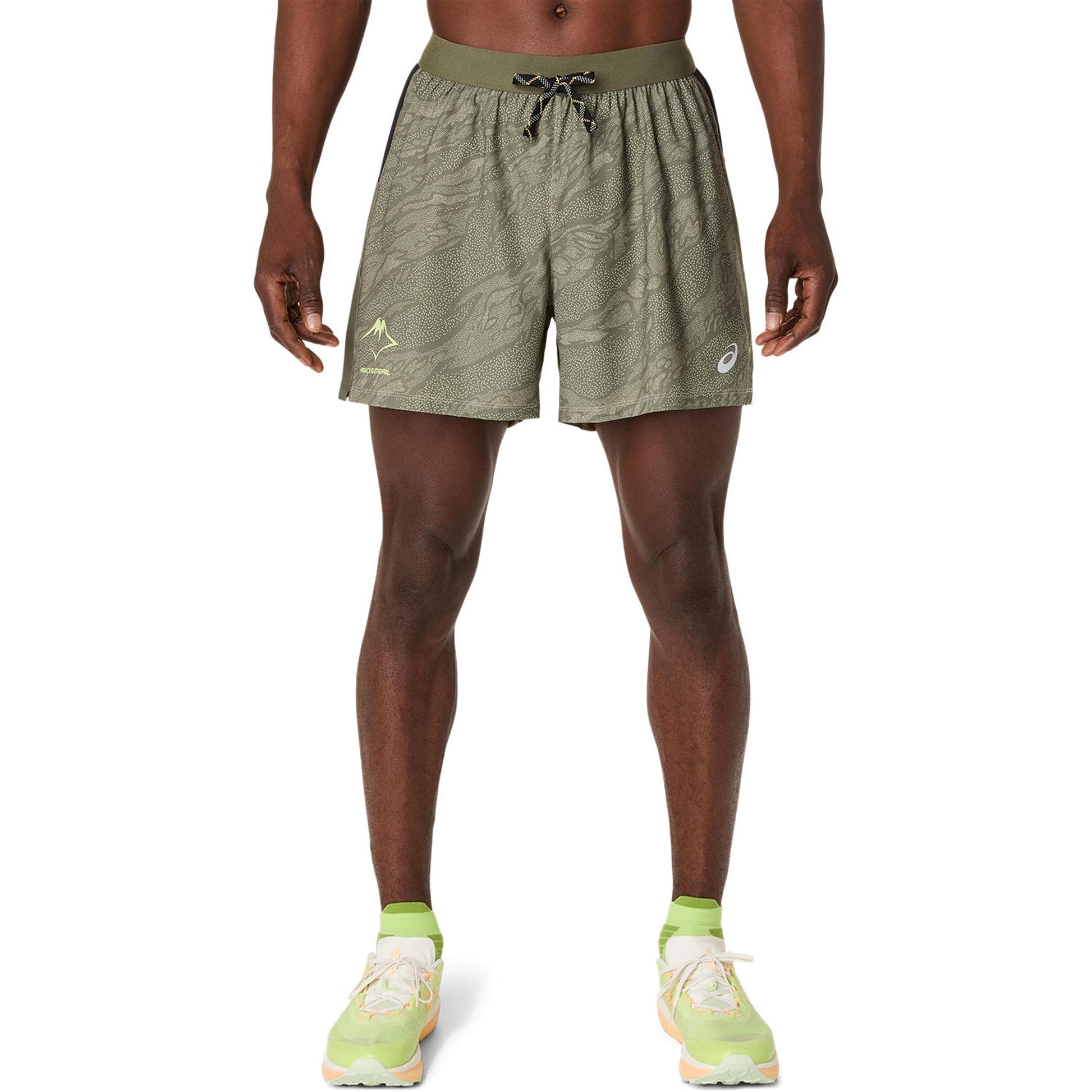 ASICS Fujitrail AOP 5in Laufshorts Herren-Grün