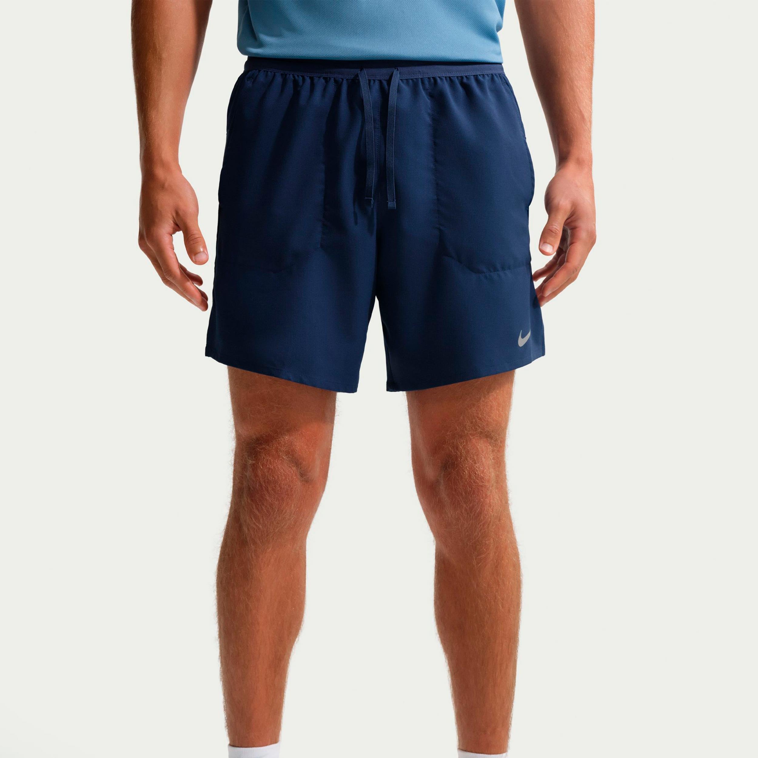 Nike STRIDE 7IN Laufshorts Herren - dunkelblau, silber