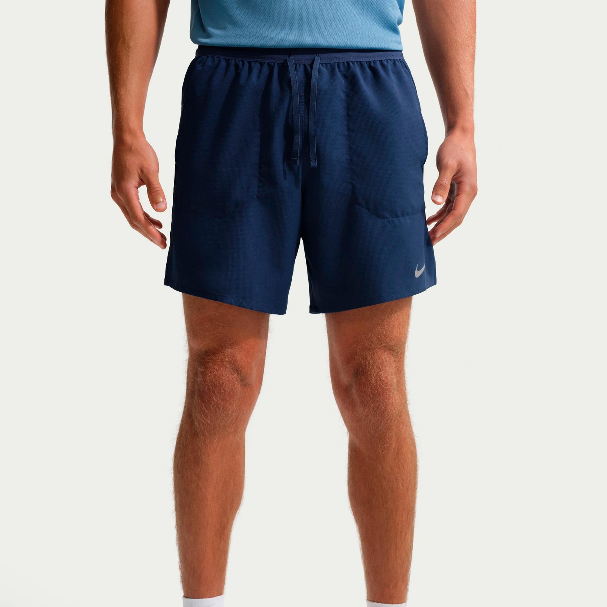 Nike STRIDE 7IN Laufshorts Herren - dunkelblau, silber