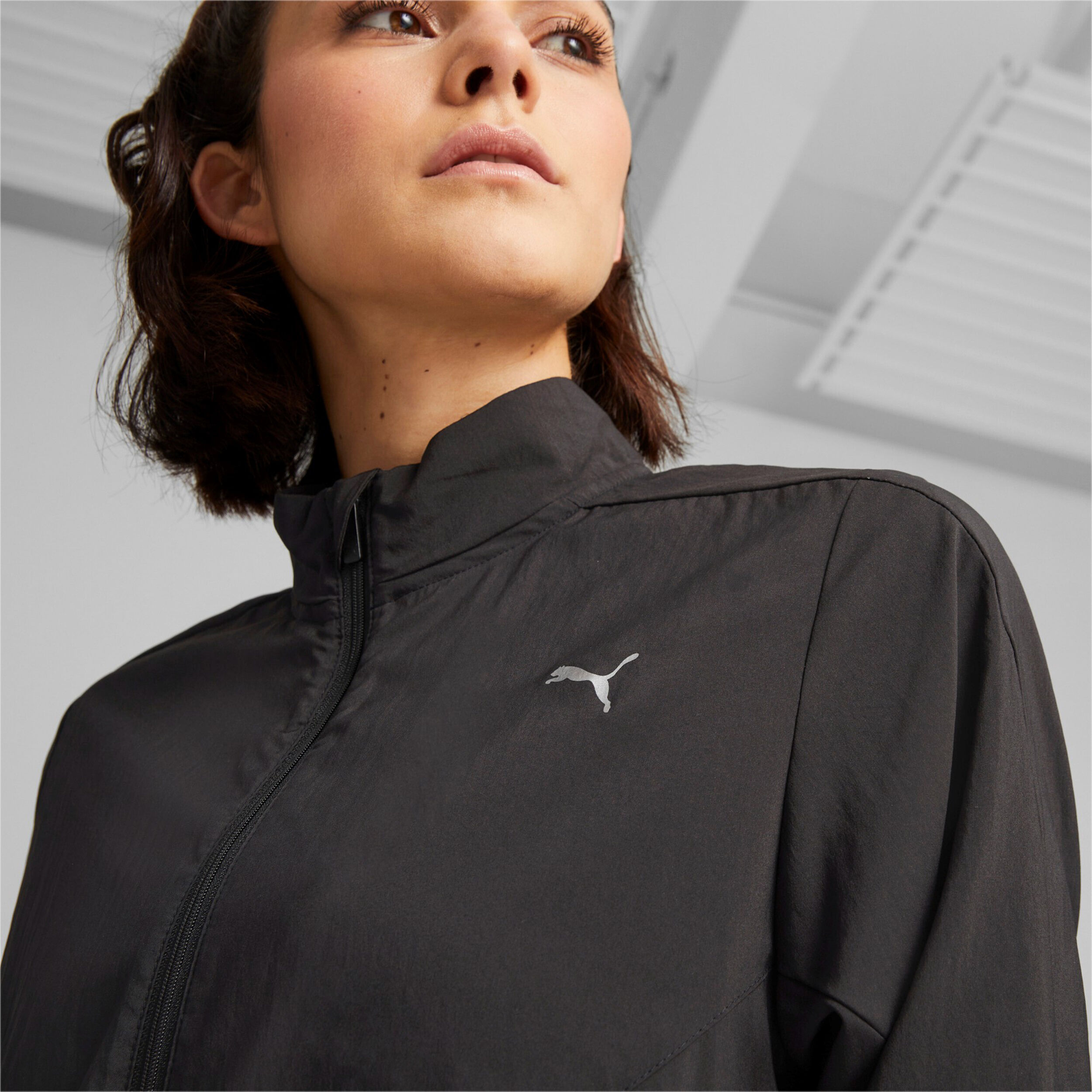 Buy Puma Run Favorite Woven Running Jacket Women Black online Running Point COM