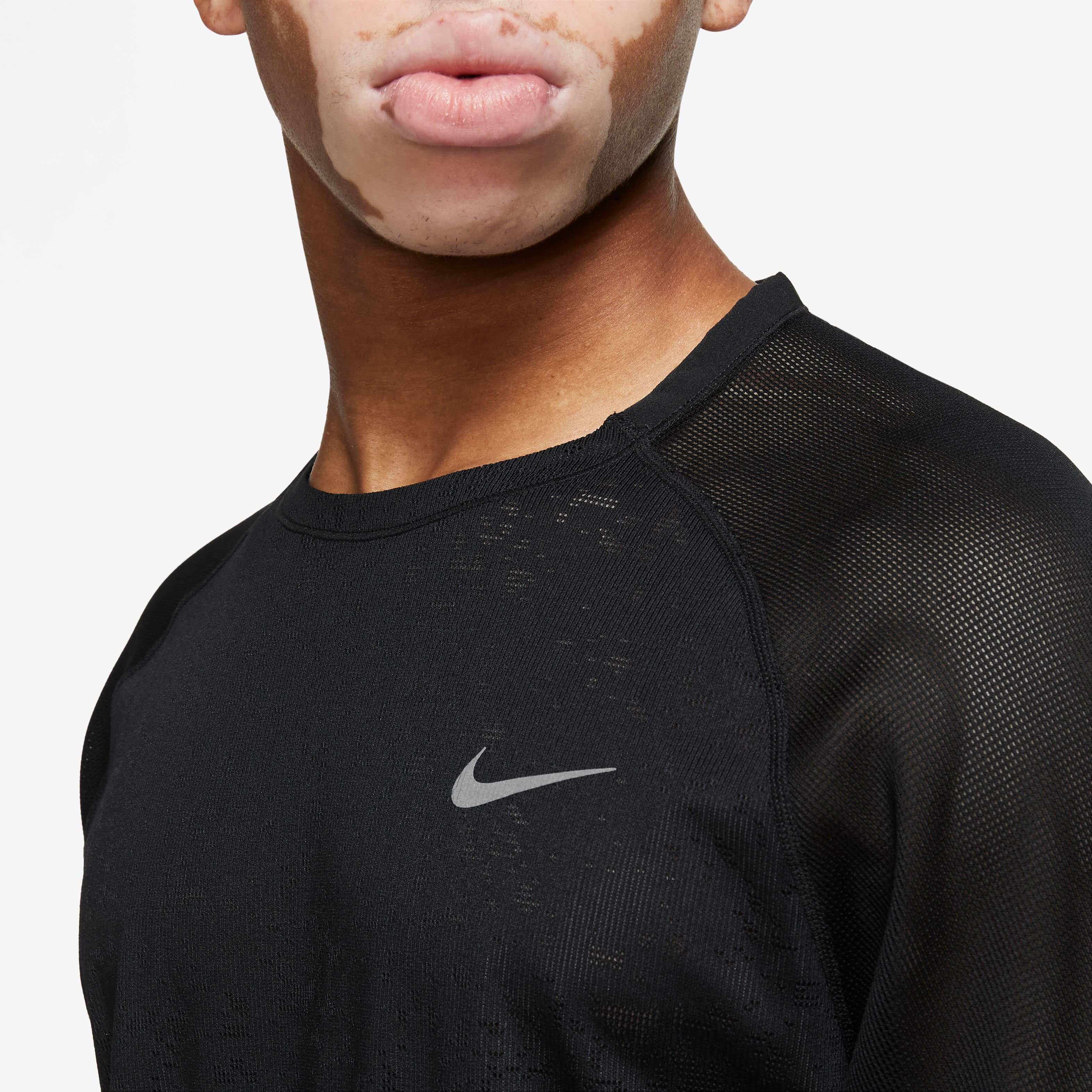 Nike tech knit running shirt online
