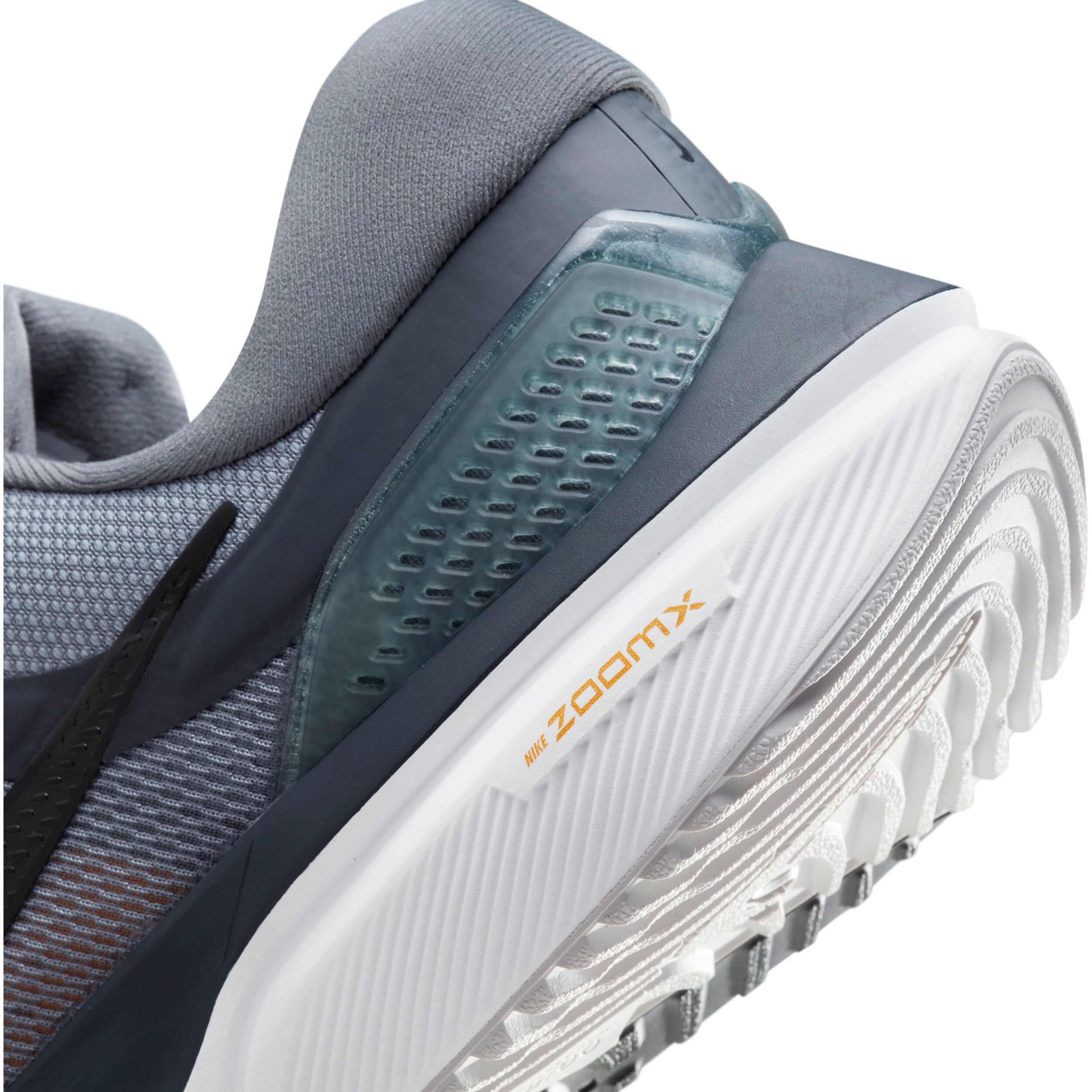 Buy Nike Air Zoom Vomero 16 Neutral Running Shoe Men Grey online Running Point COM