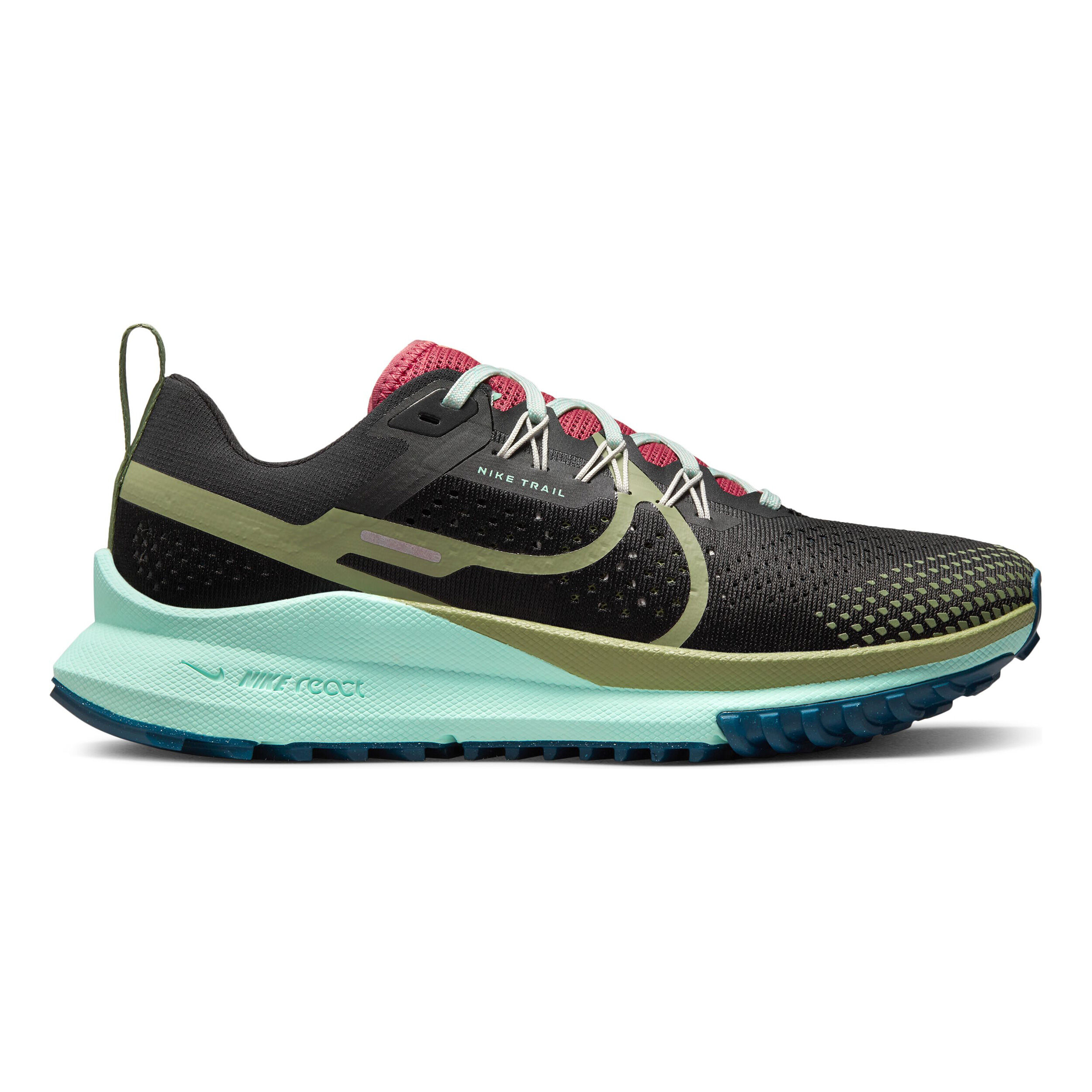 Nike pegasus women black 2025