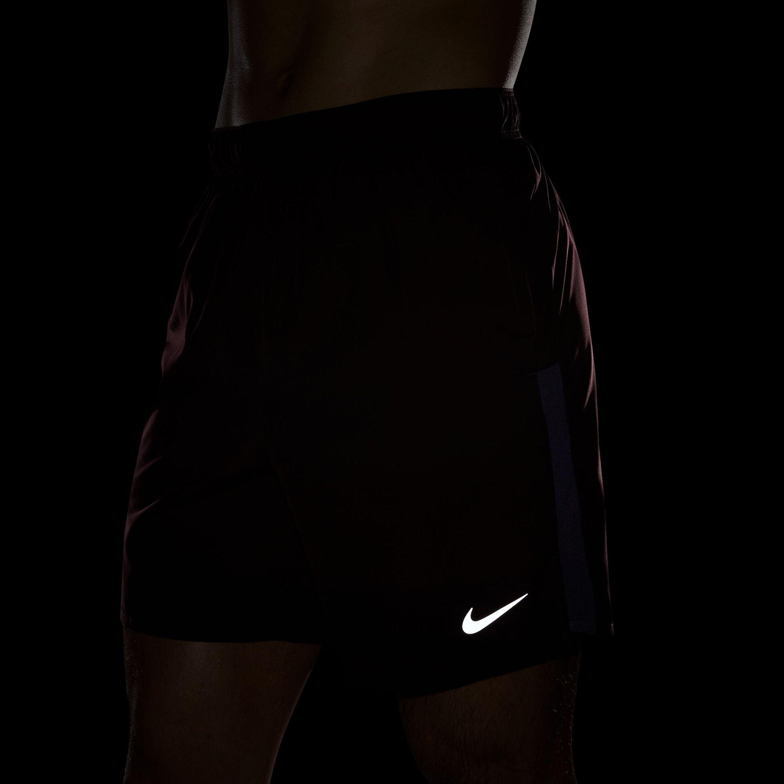 Men's challenger 7in running shorts black clearance