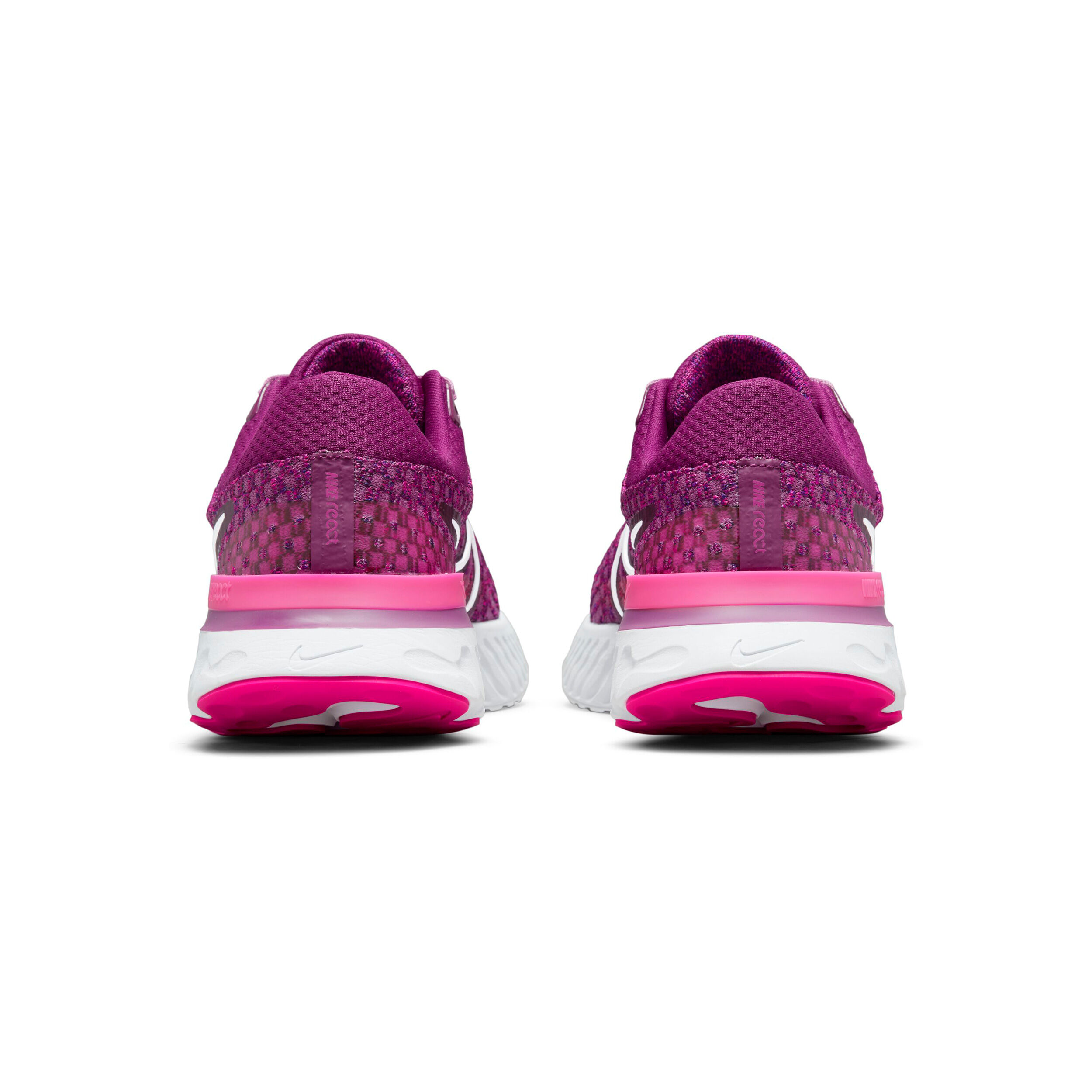 Nike react baby pink cheap