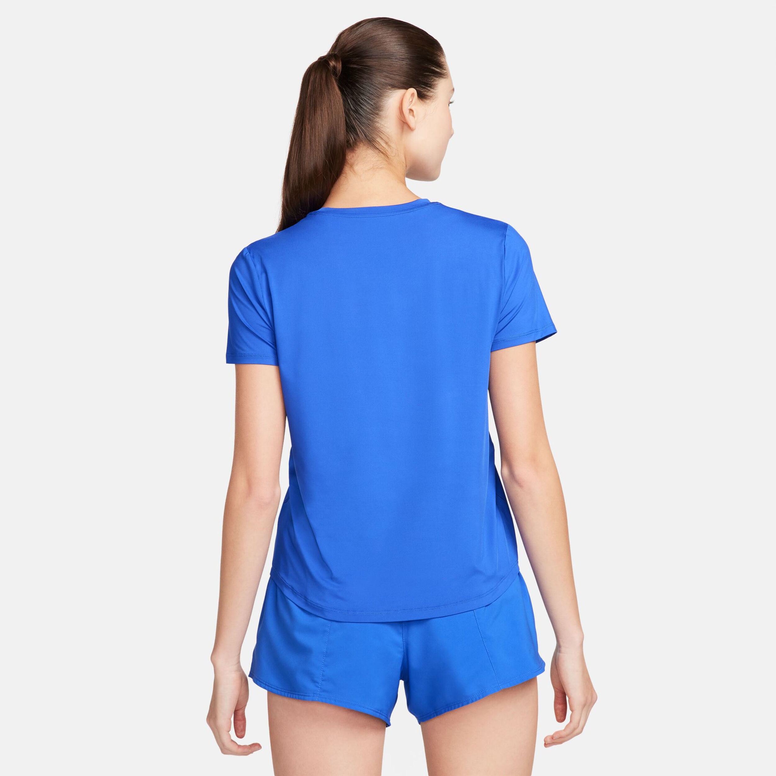 売れ筋商品|||ナイキ Tシャツ トップス レディース Women's Blue Barcelona Swoosh T-shirt Blue Women's Nike Blue Barcelona Swoosh T-Shirt - Walmart.com