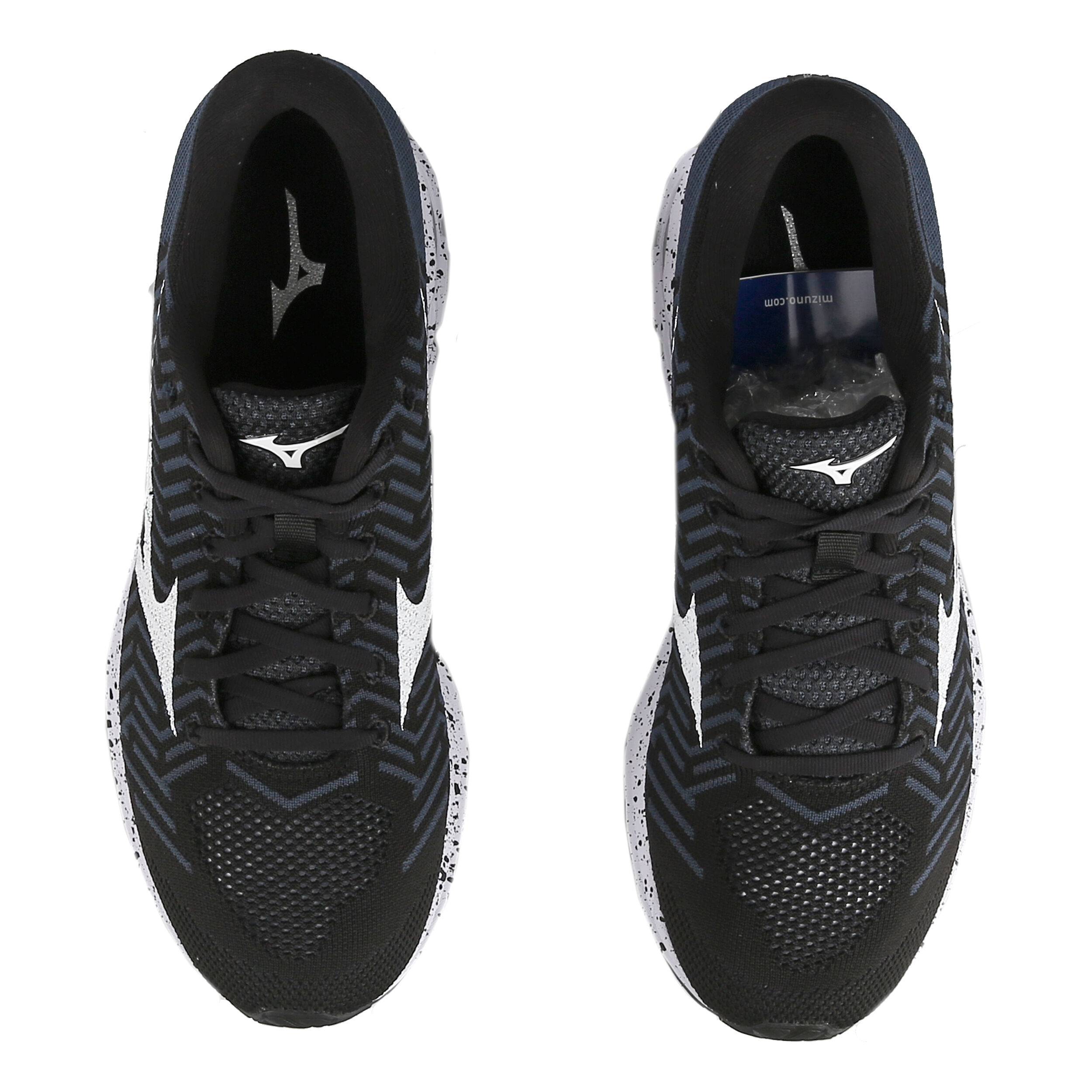 Buy Mizuno Waveknit R2 Neutral Running Shoe Men Black Dark Blue in size 46 online Running Point COM