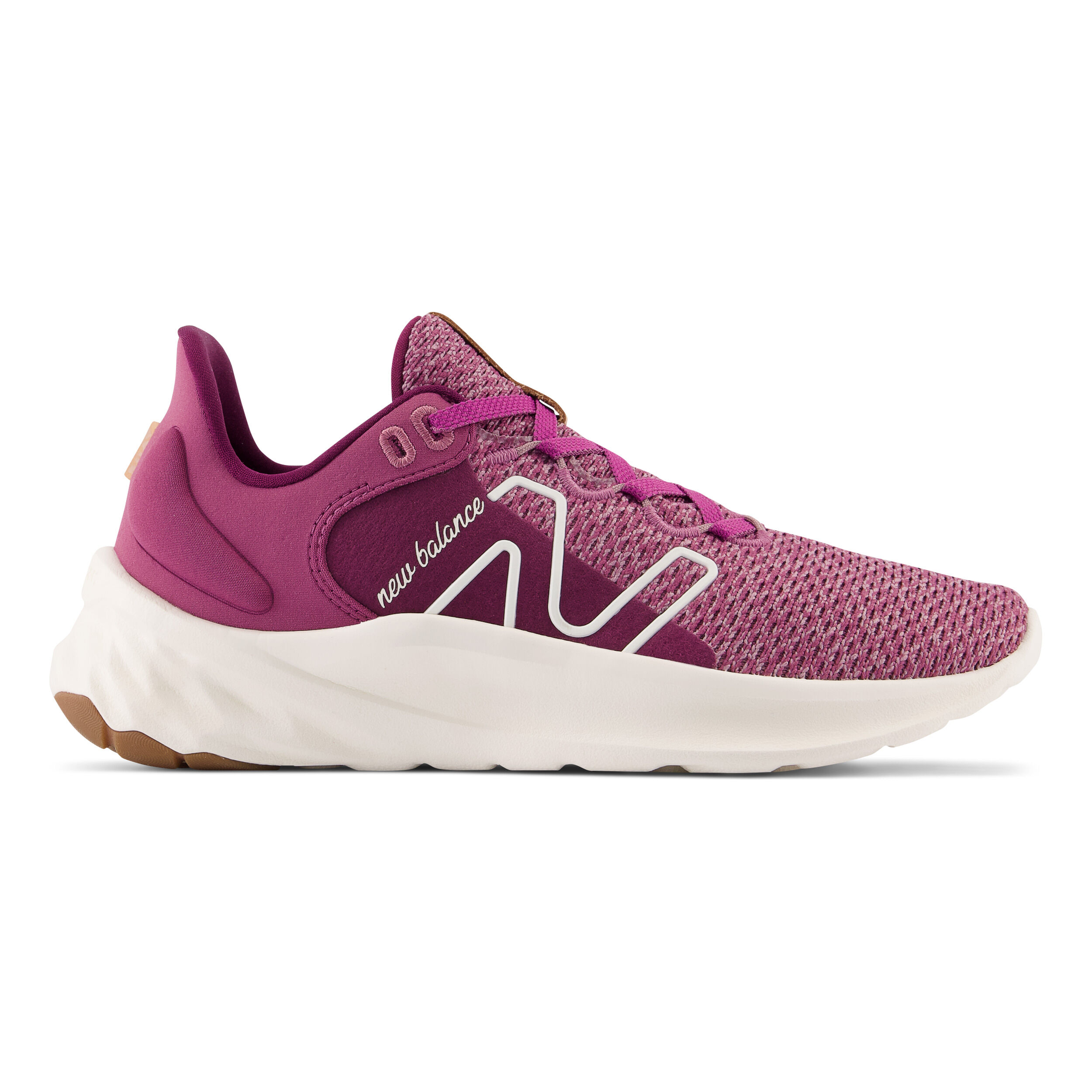 New balance clearance runners point