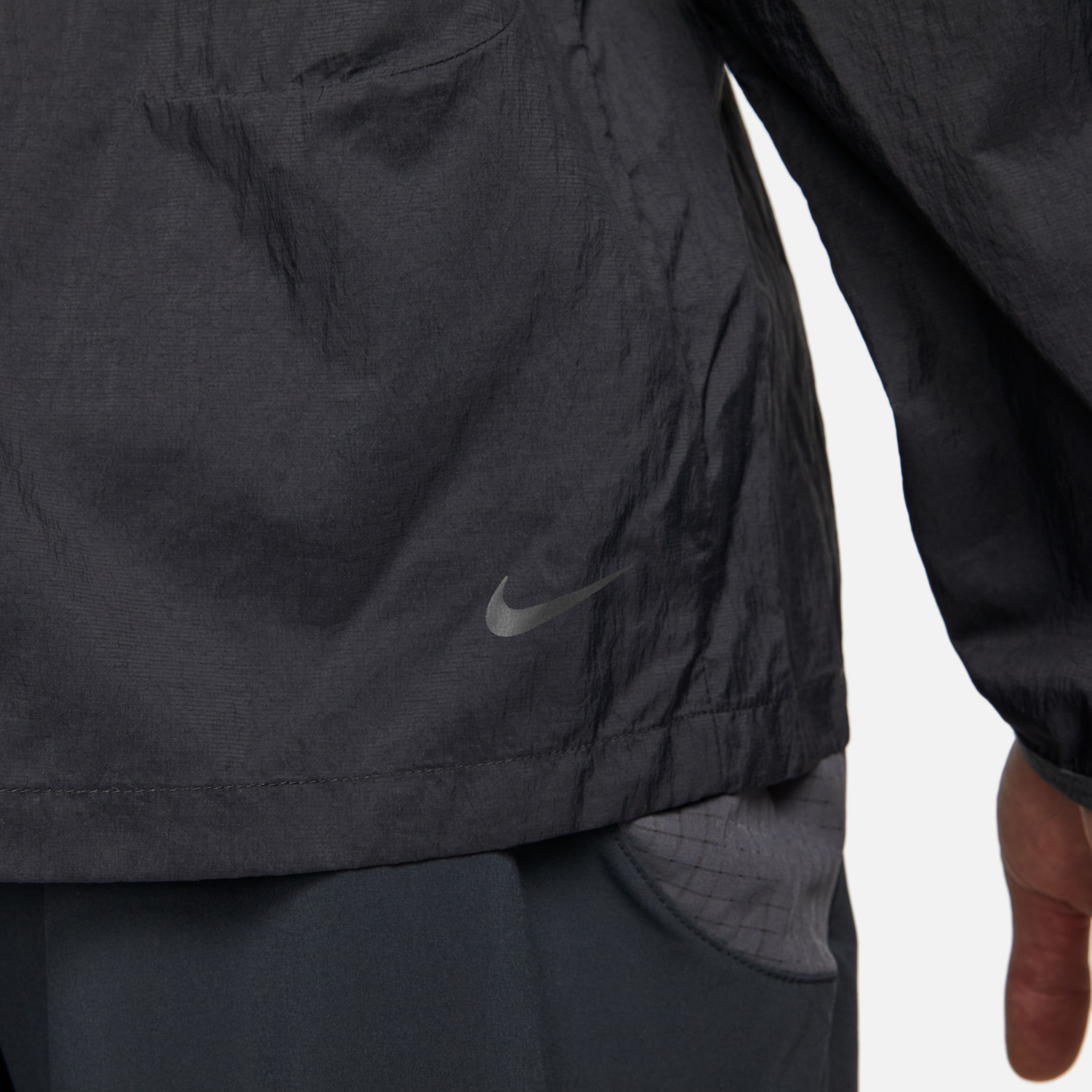 Buy Nike Aireez Lightweight Running Jacket Men Black online Running Point COM