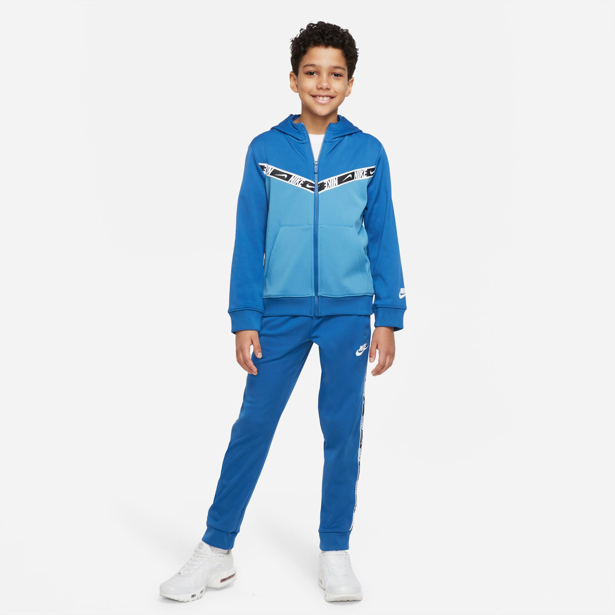 Nike repeat hoodie blue store