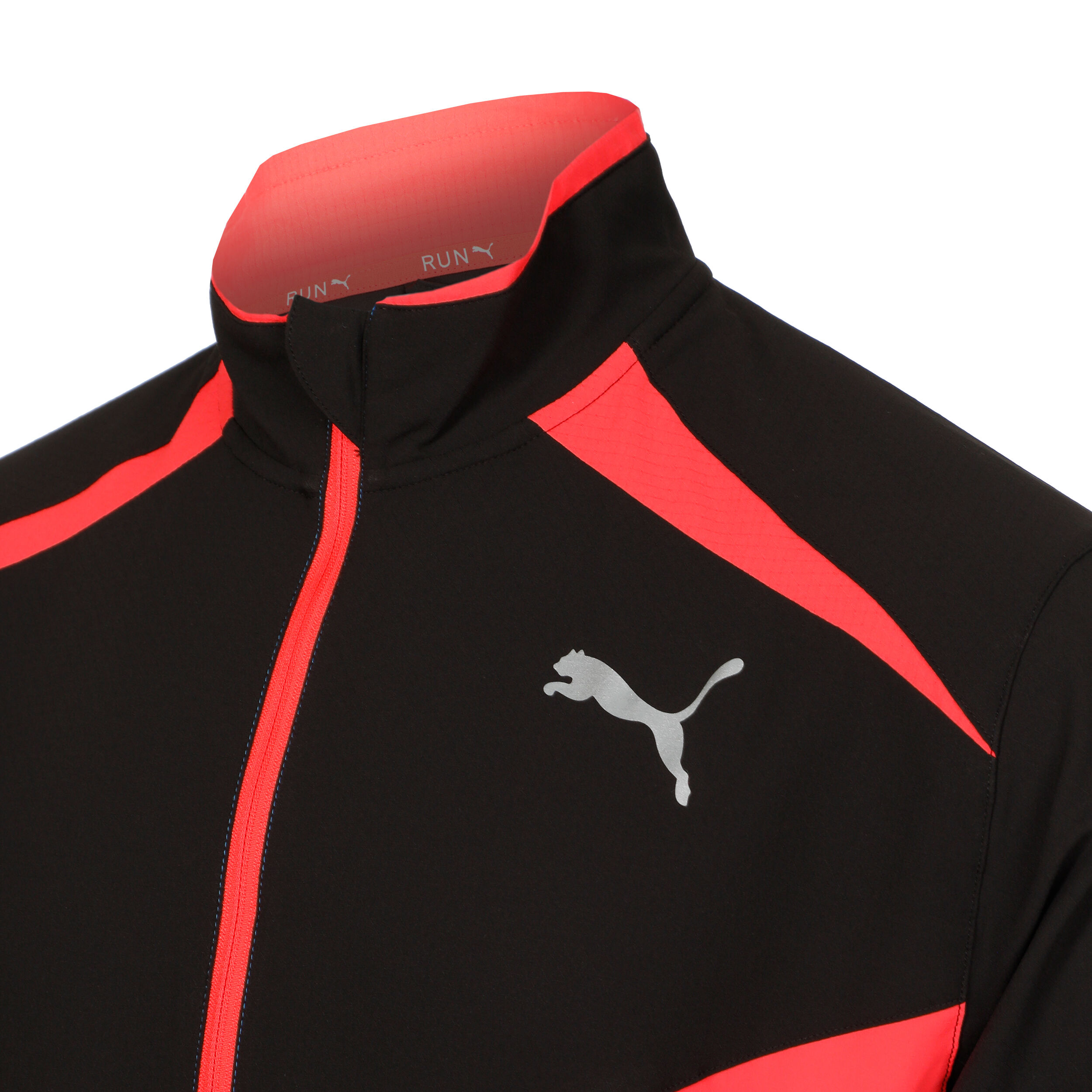 Buy Puma Run Ultraweave Running Jacket Men Black, Blue