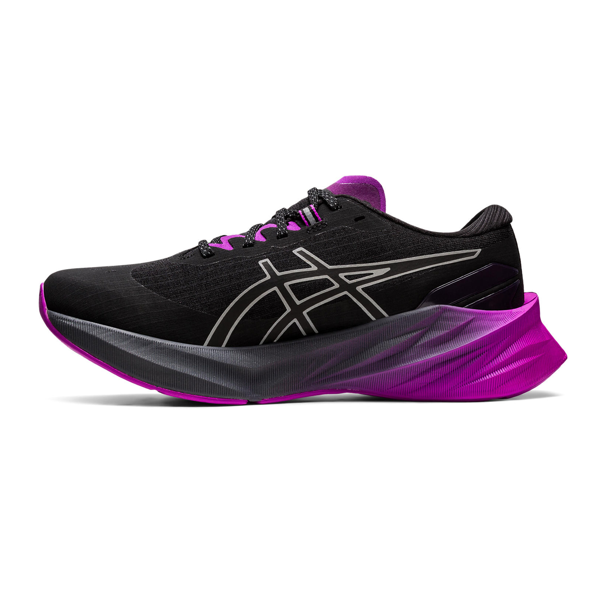 Gel nimbus 22 vs novablast clearance