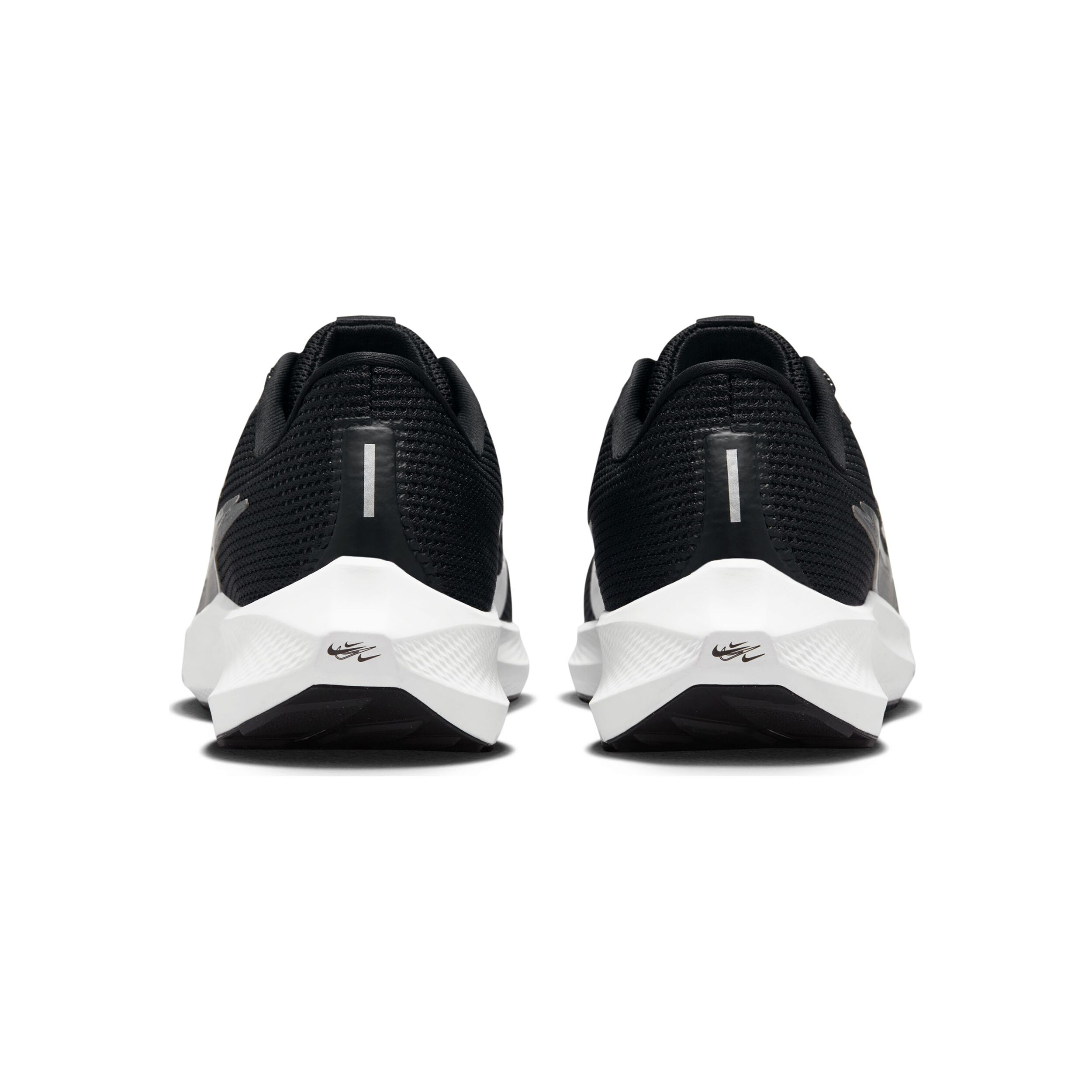 Buy Nike Air Zoom Pegasus 40 Premium Neutral Running Shoe Men Black White online Running Point COM