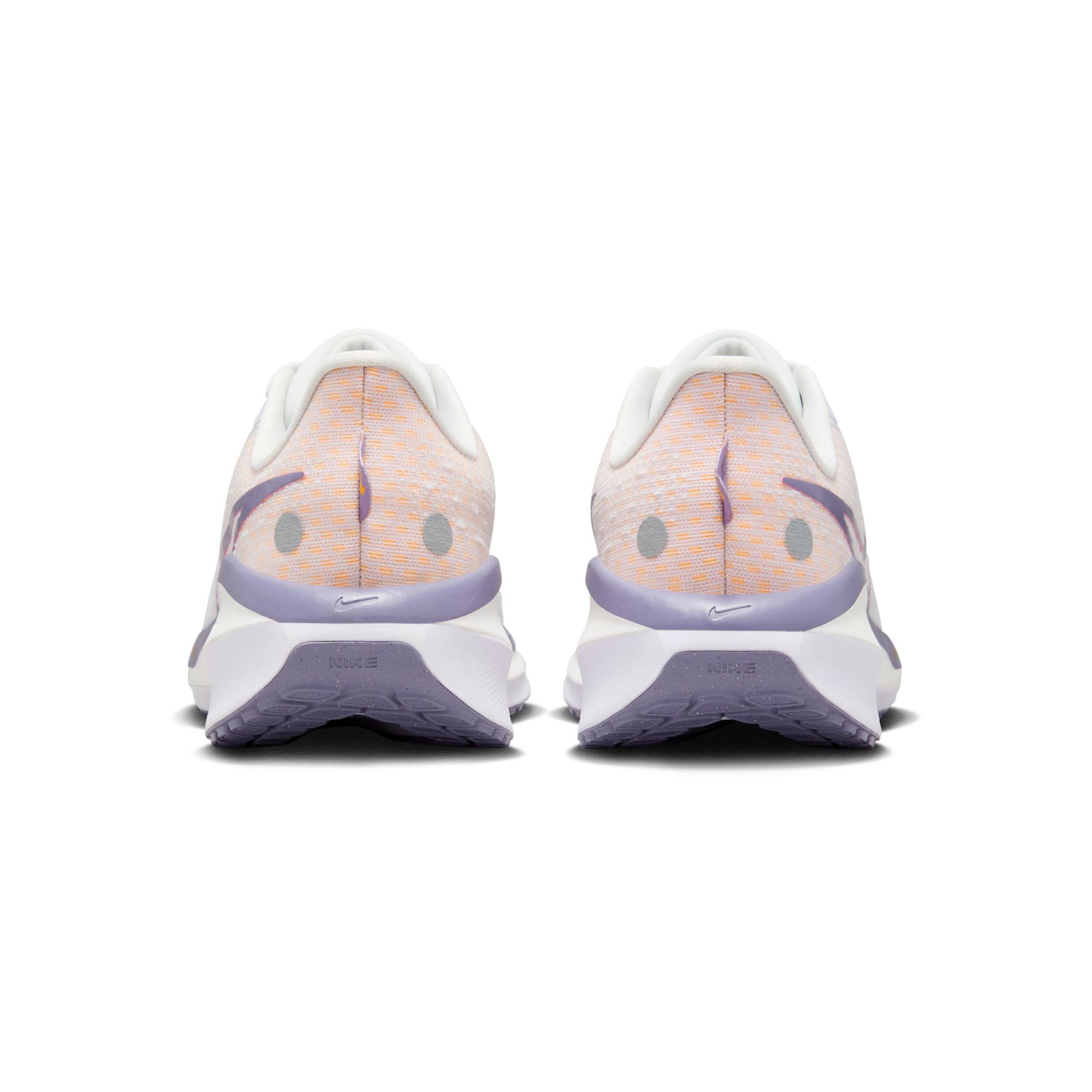 Nike vomero 7 beige best sale