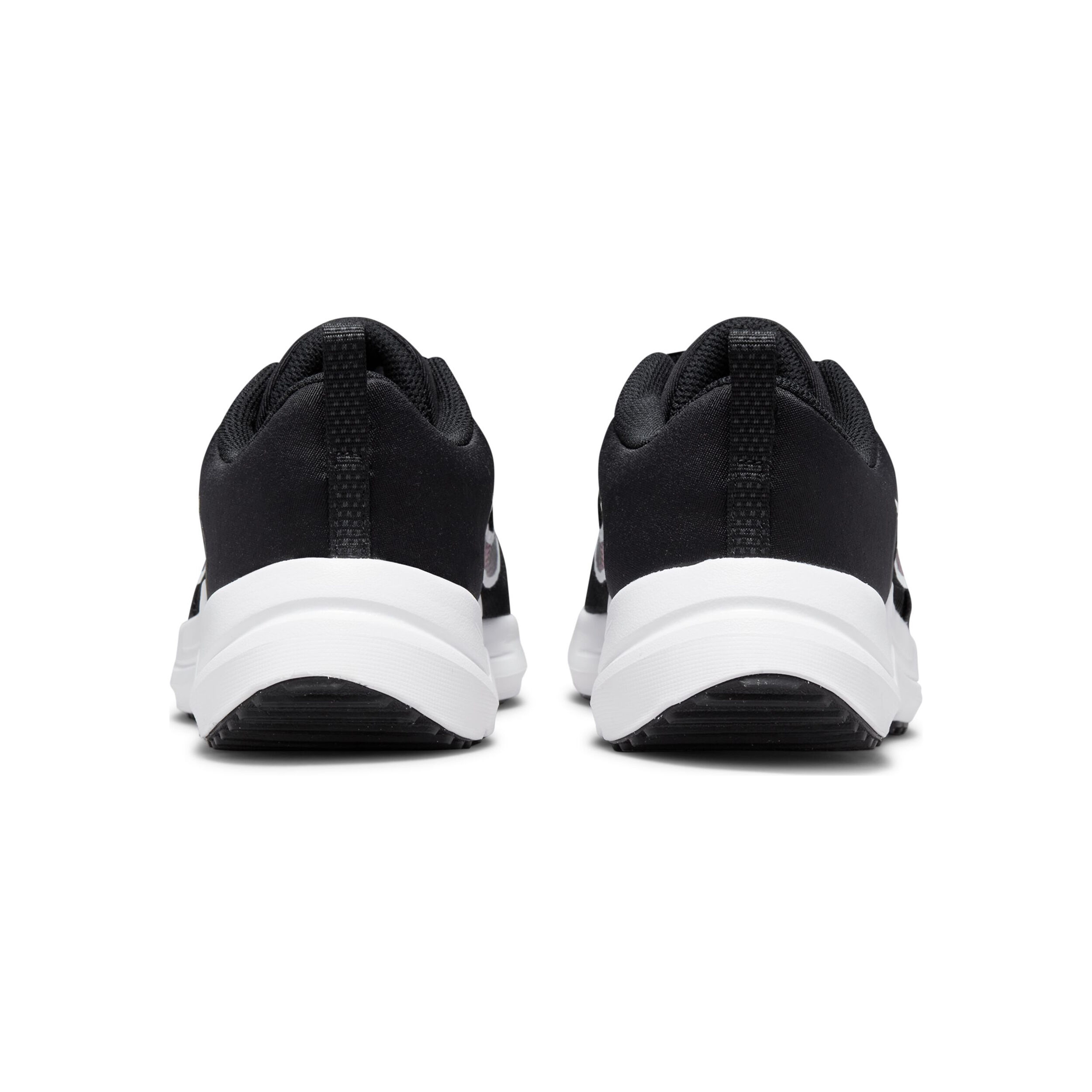 Nike downshifter black and white best sale