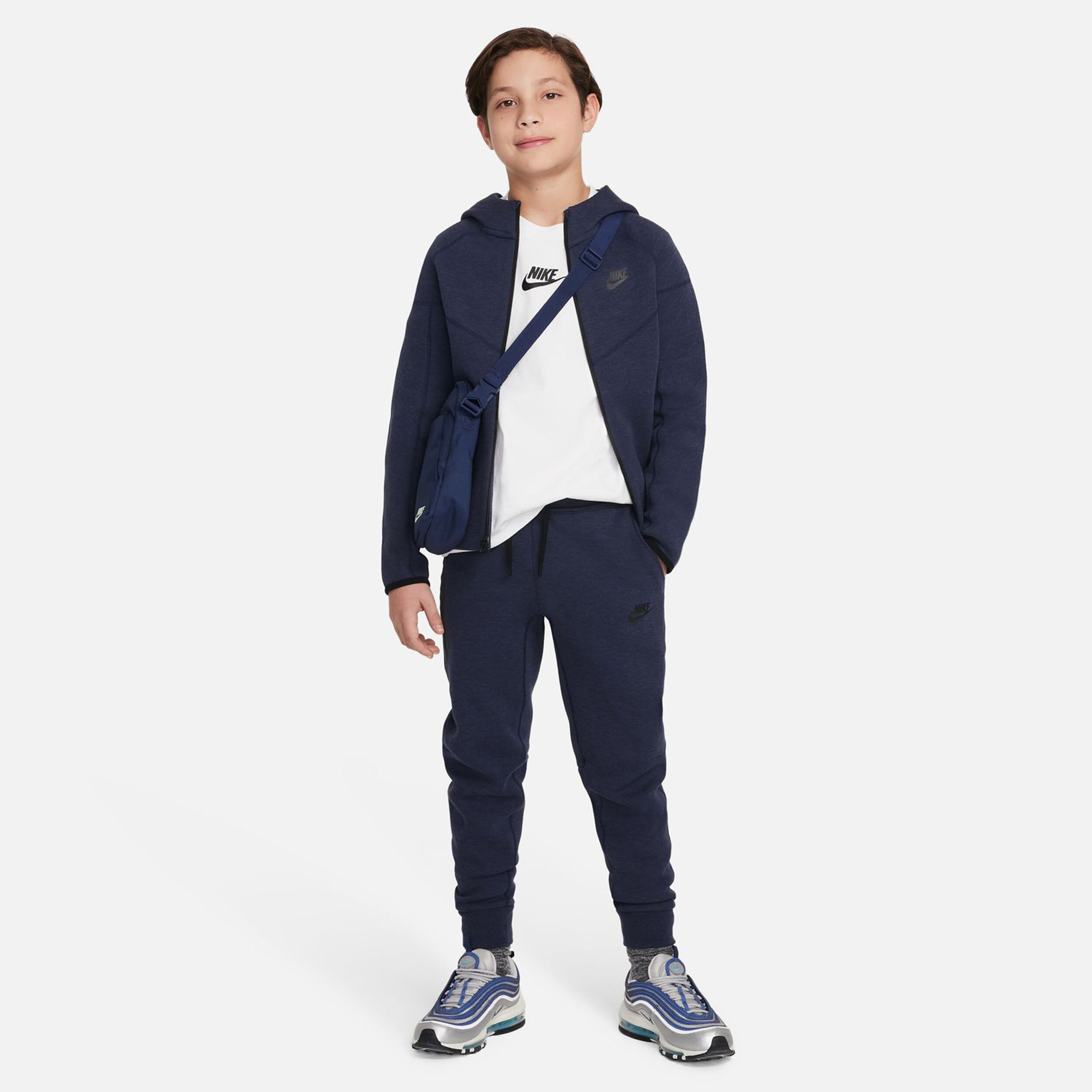Boys nike tech pants cheap