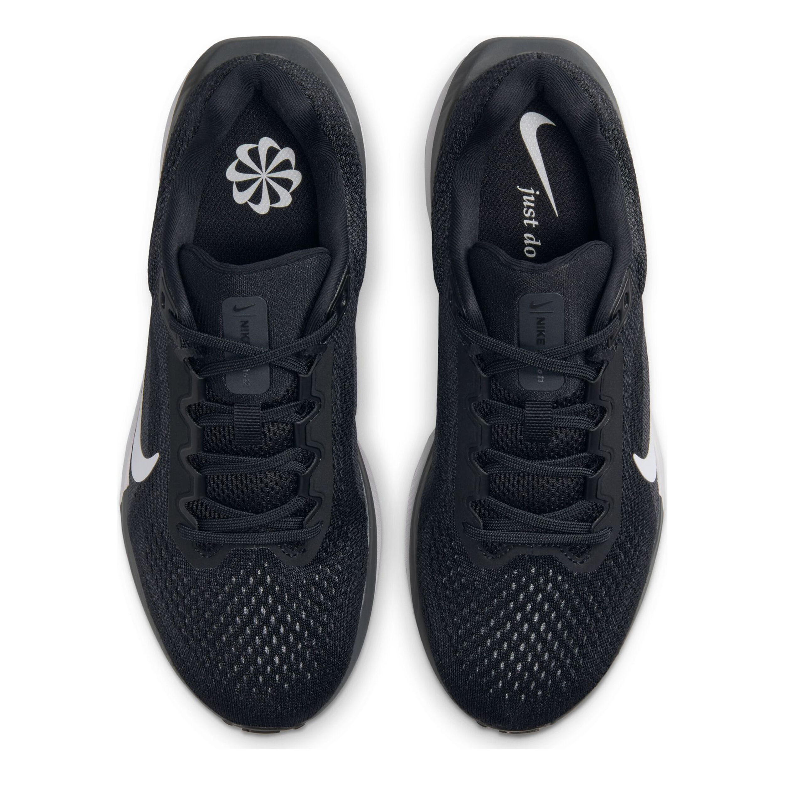 Buy Nike Winflo 11 Neutral Running Shoe Women Black online Running Point COM
