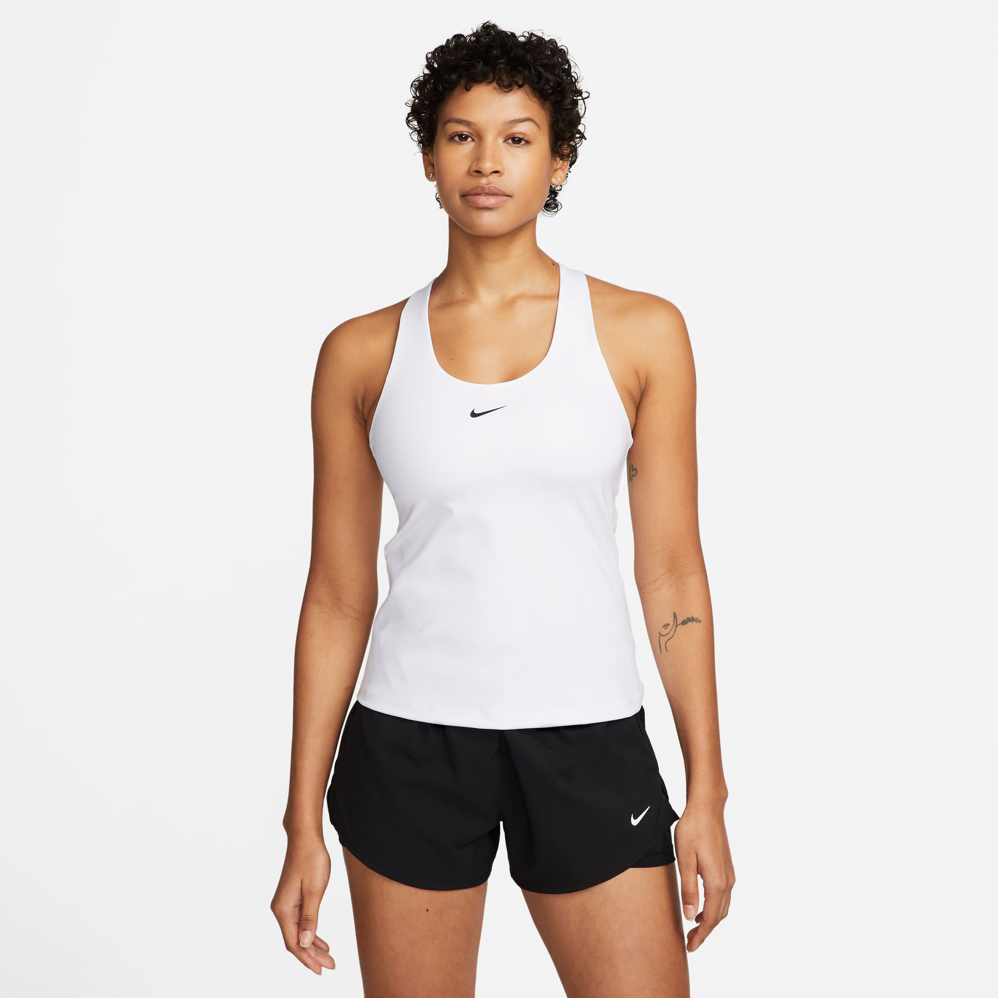 Girls white nike top outlet