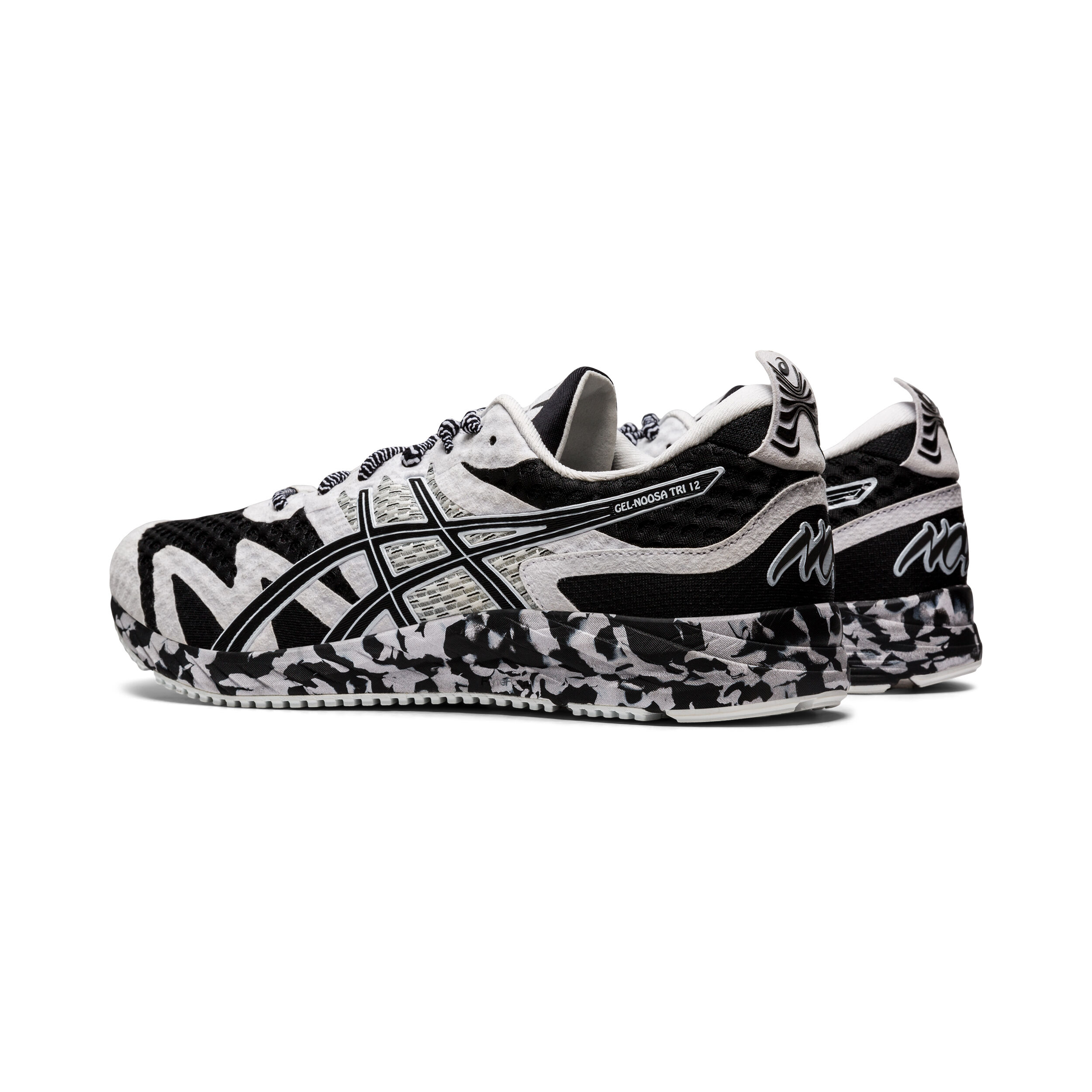Buy ASICS Gel Noosa Tri 12 Competition Running Shoe Men Black White online Running Point COM
