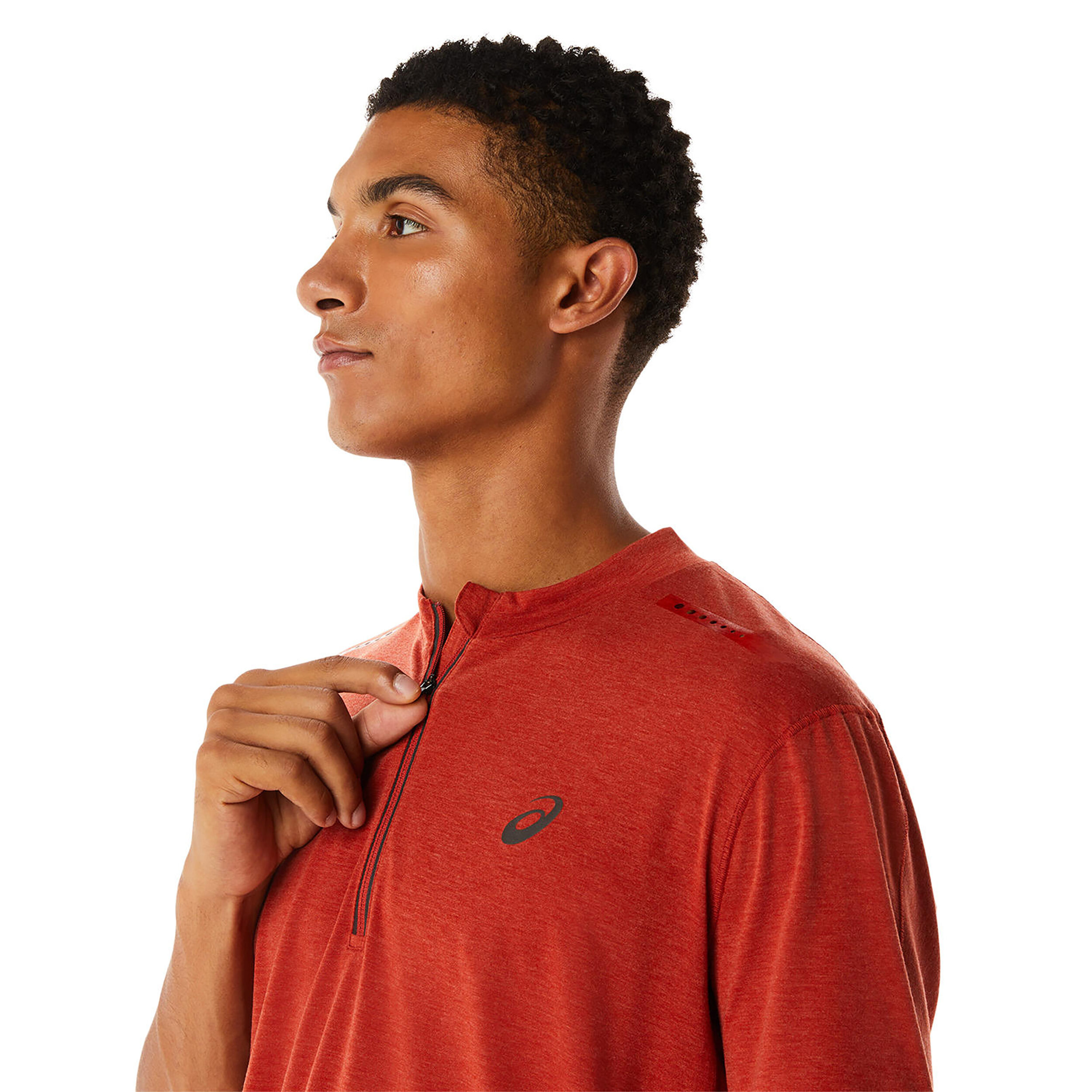 Buy ASICS Metarun Half-Zip Running Shirt Men Red online | Running