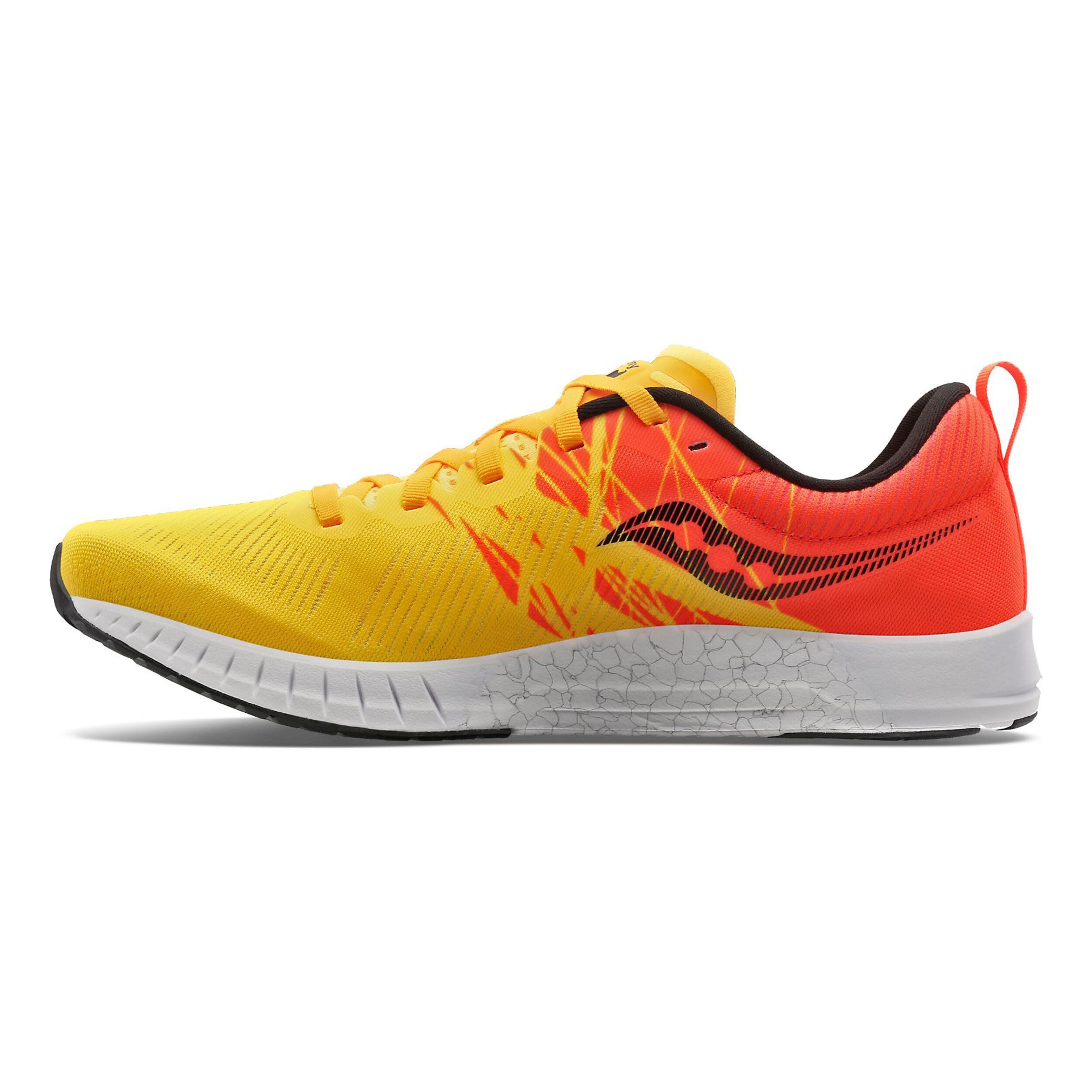 Buy Saucony Fastwitch 9 Competition Running Shoe Men Gold Red online Running Point COM