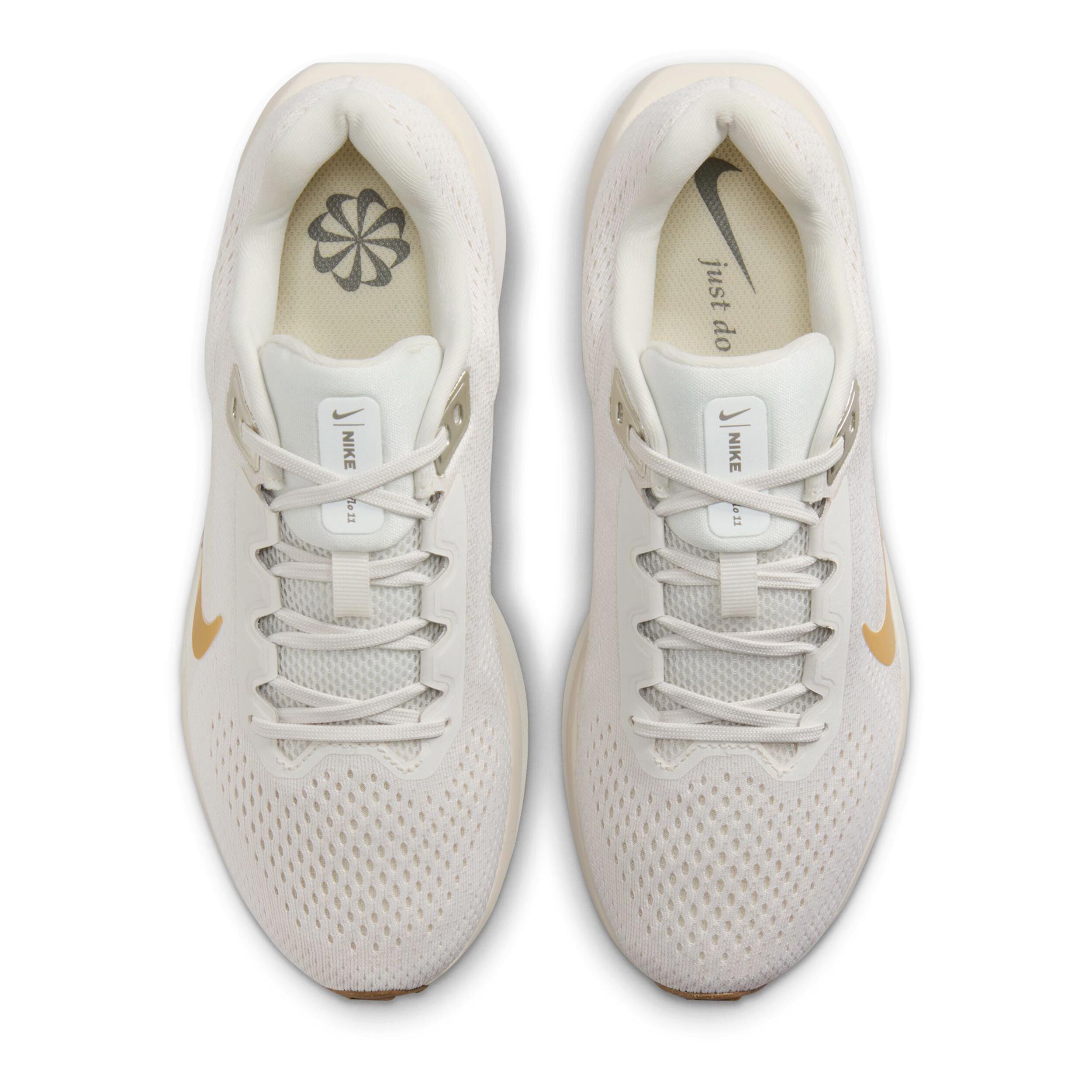 Nike shoes for women under 2000 top