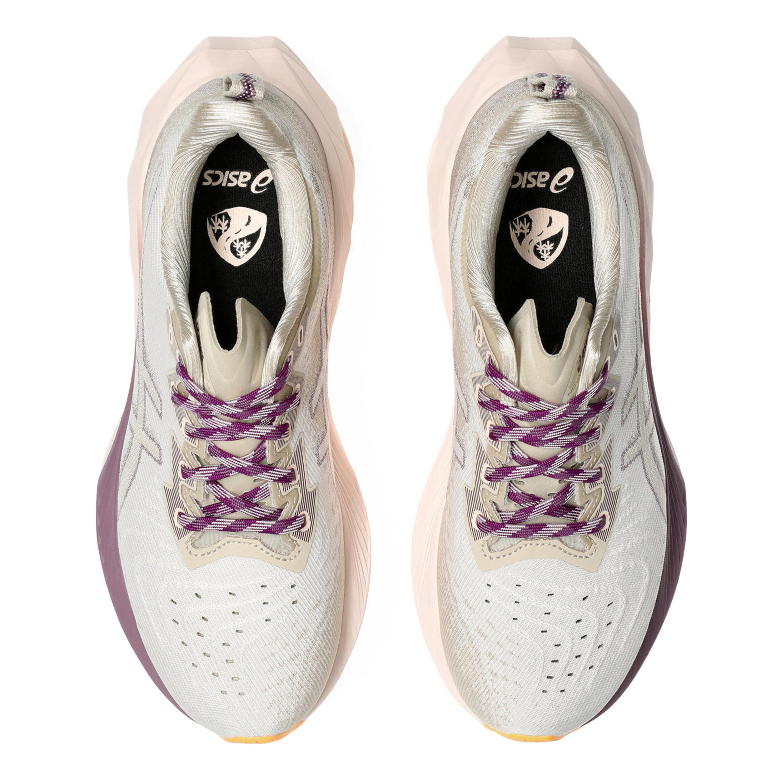 流行に  Novablast ASICS Buy 4 Beige Women Shoe Running Neutral TR スパイク・シューズ