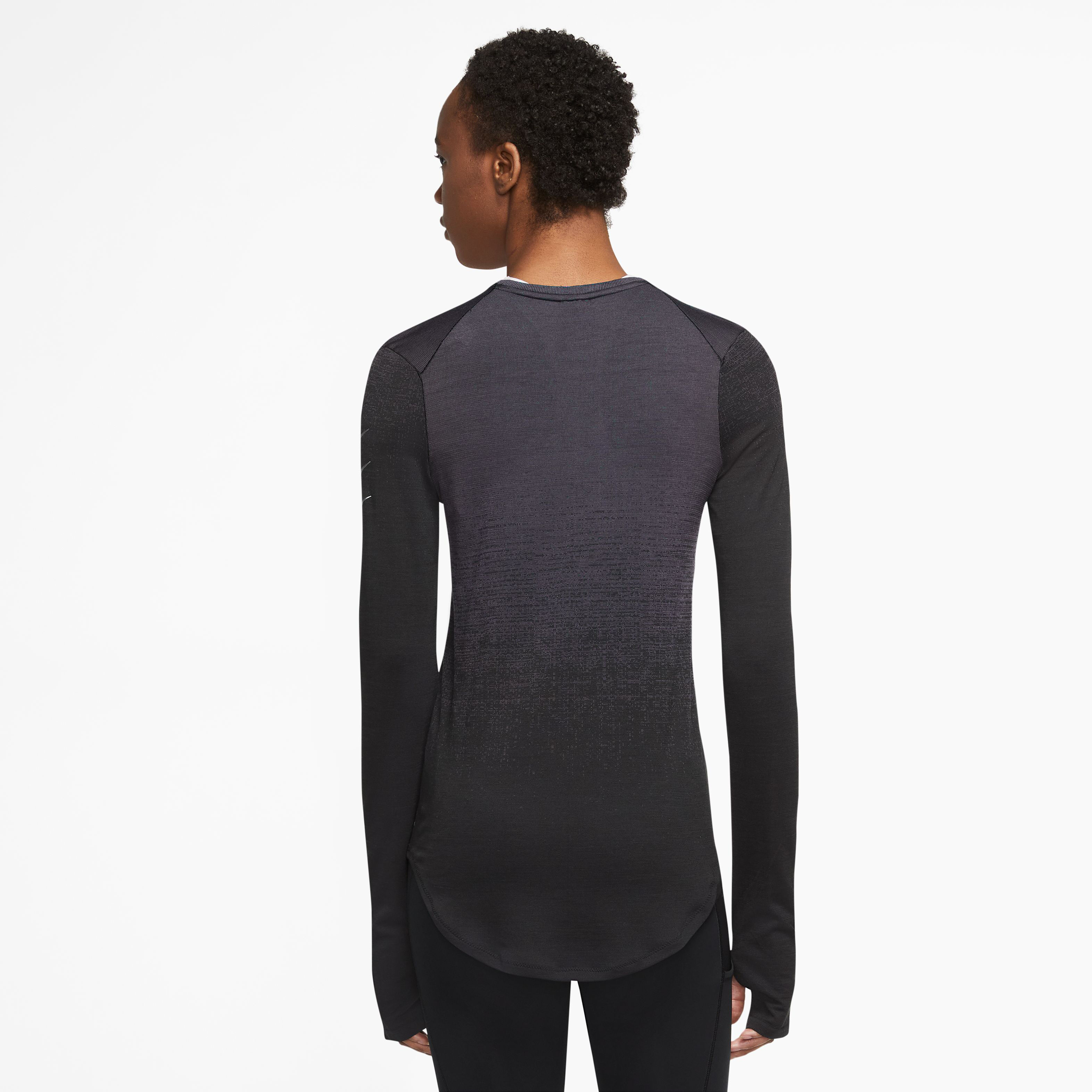 Nike running tops sports direct clearance