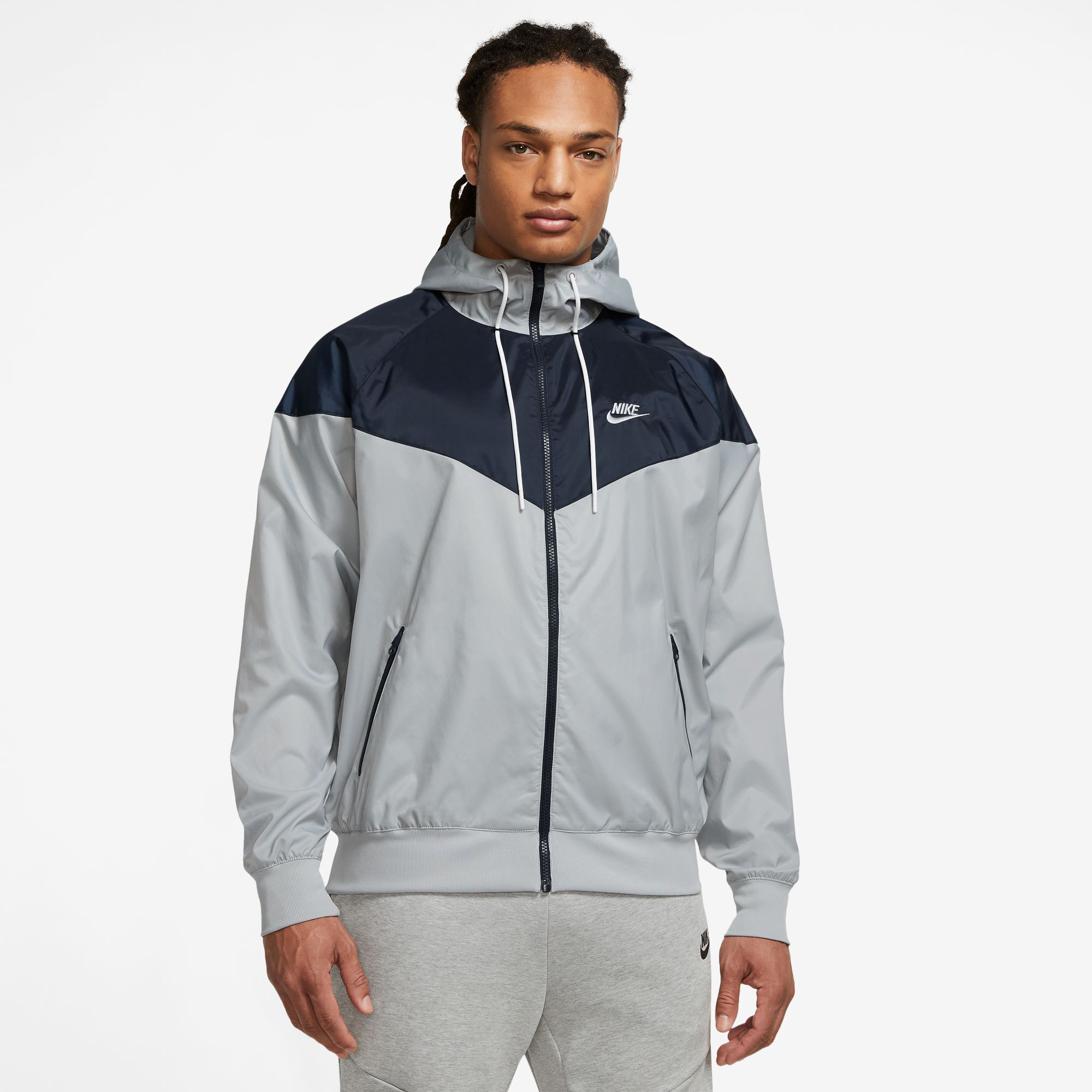 Buy Nike Heritage Essentials Windrunner Training Jacket Men Lightgrey, Dark Blue online | Running Point COM Buy Nike Heritage Essentials Windrunner Training Jacket Men Lightgrey, Dark Blue online | Running Point COM