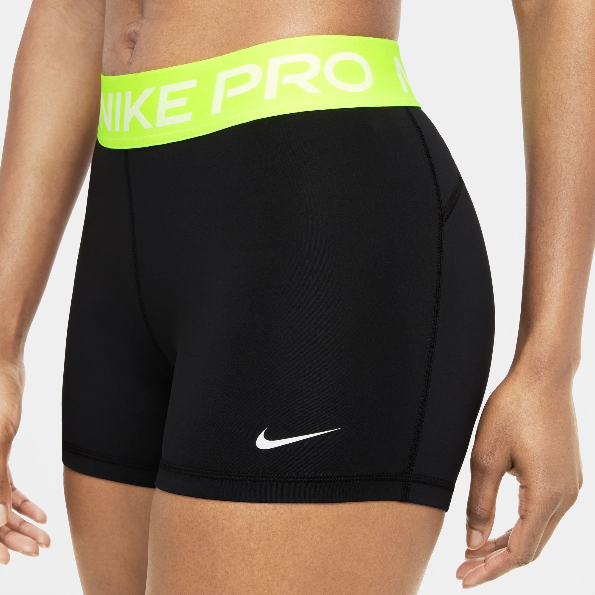 Buy Nike Performance 365 3in Ball Shorts Women Black Neon Yellow online Running Point COM