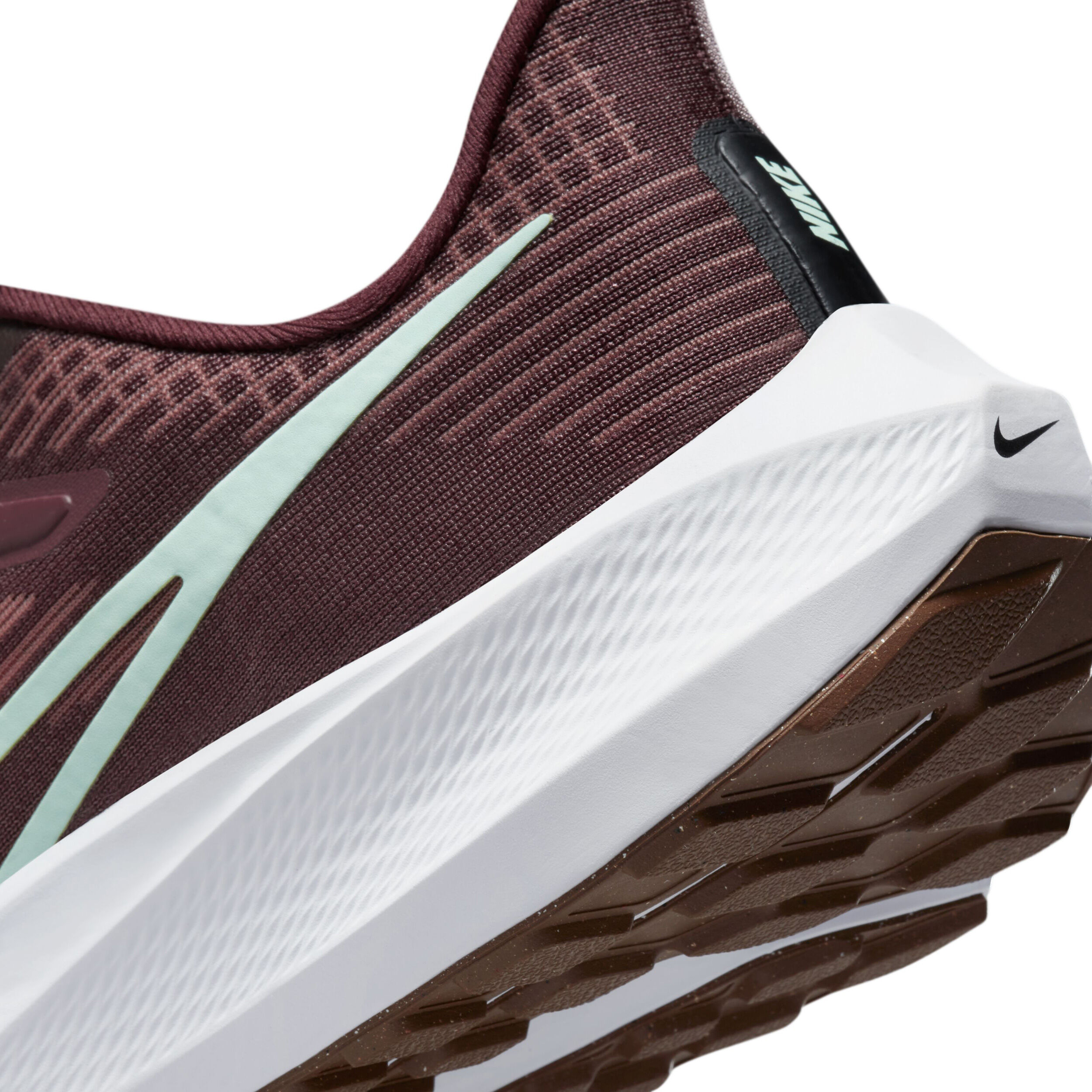 Burgundy nike pegasus discount
