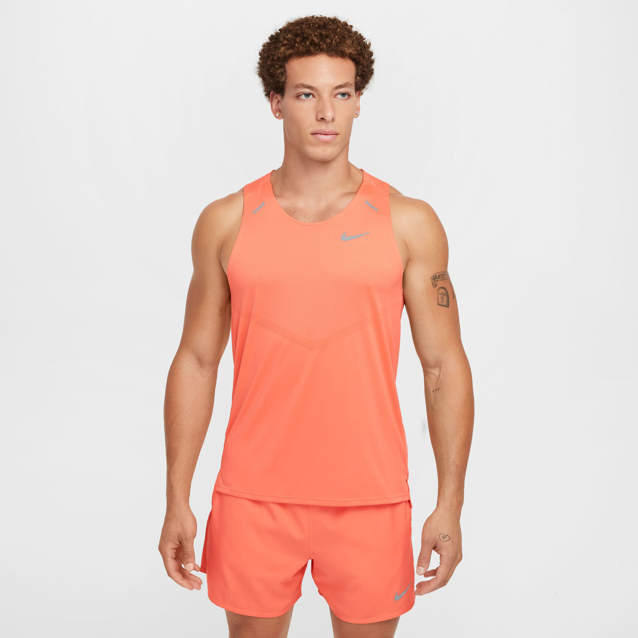 Nike rise 365 tank sales