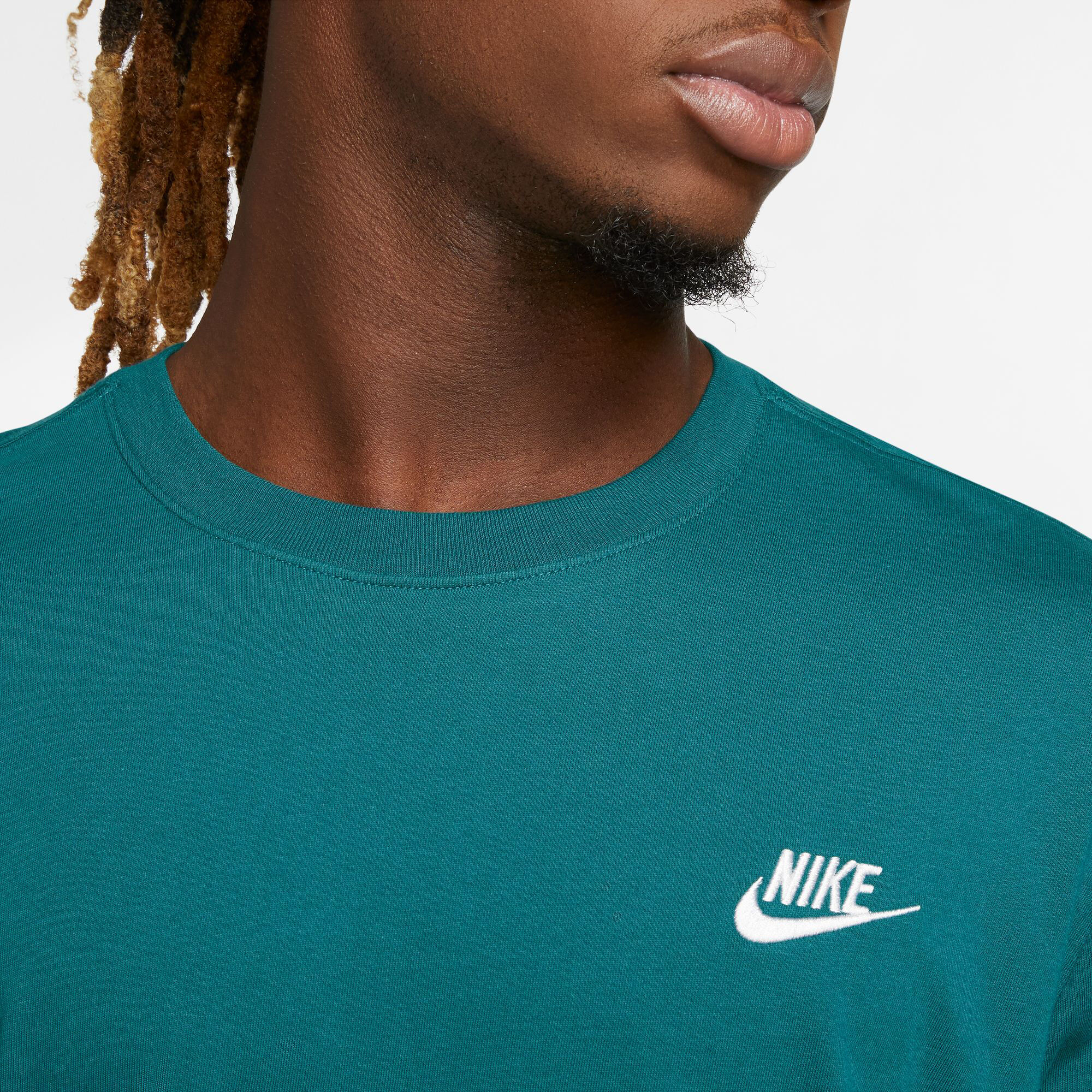 Buy Nike Club T Shirt Men Petrol online Running Point COM