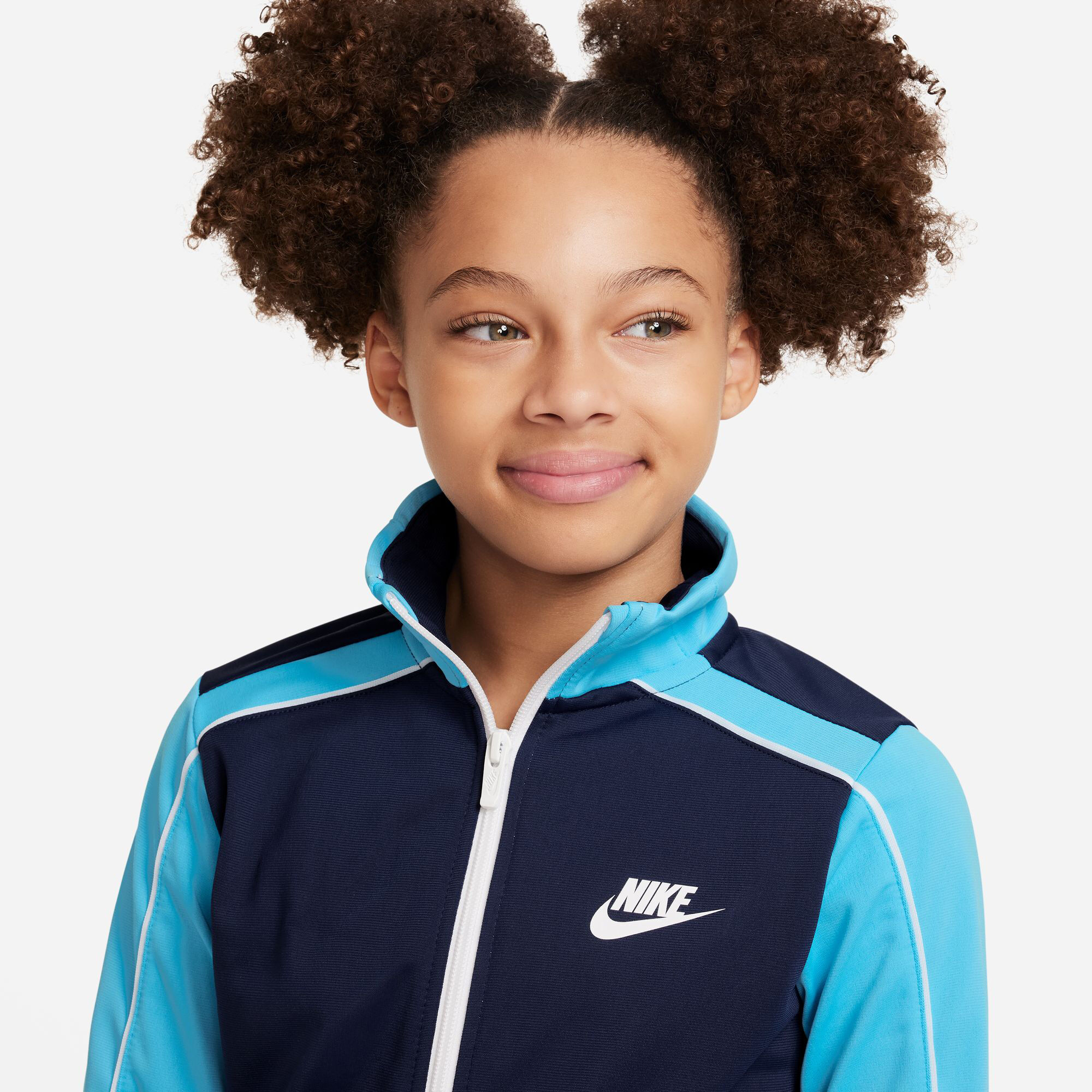 Nike futura deals tracksuit