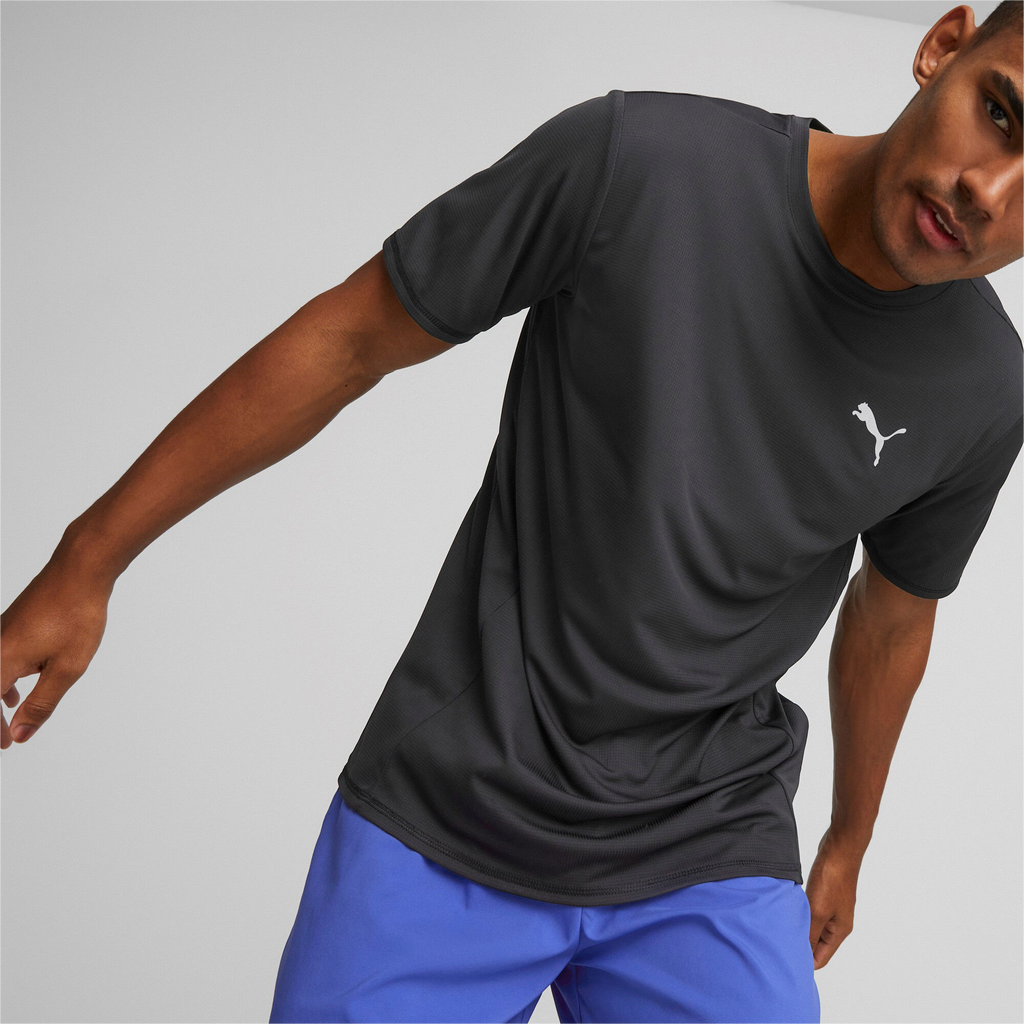 Buy Puma Run Favorite Running Shirt Men Black online Running Point COM