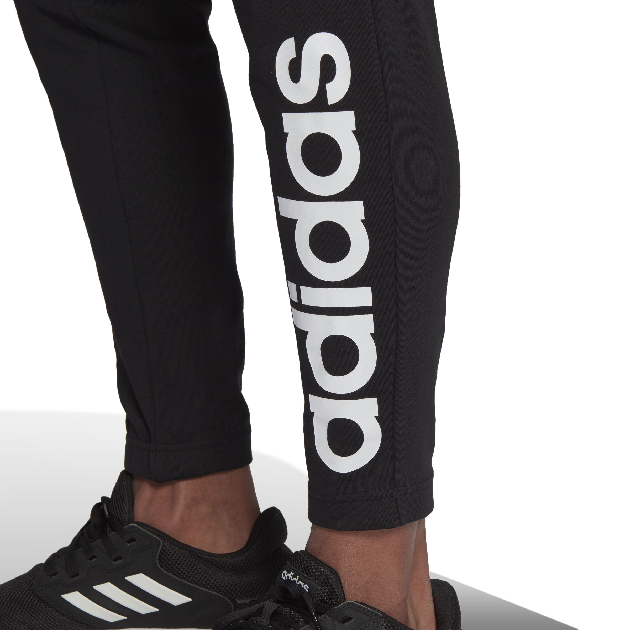 Buy adidas Essentials Single Jersey Tapered Elastic Cuff Logo Training Pants Men Black online Running Point COM