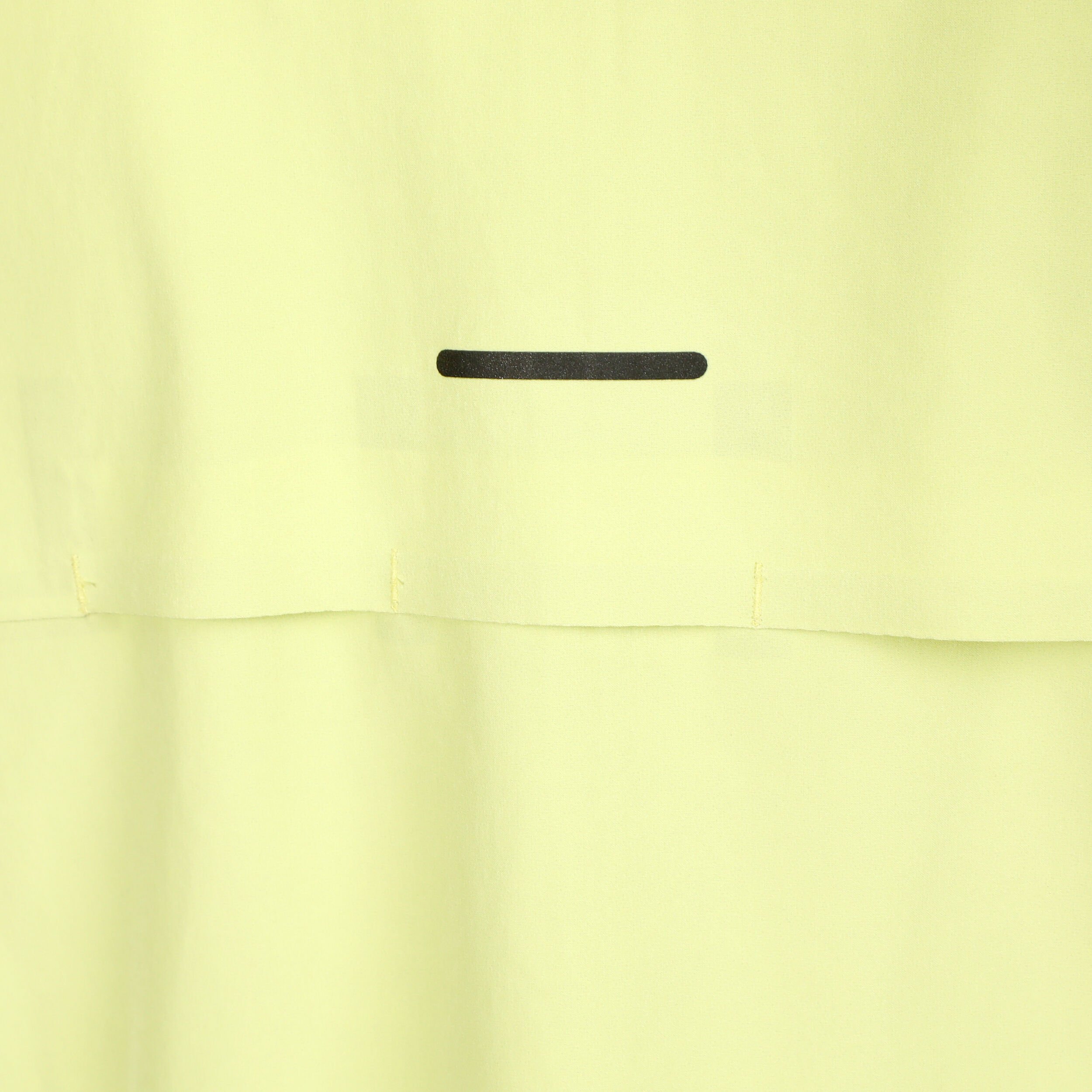 Buy ASICS Accelerate Waterproof 2.0 Running Jacket Women Neon Yellow online Running Point COM
